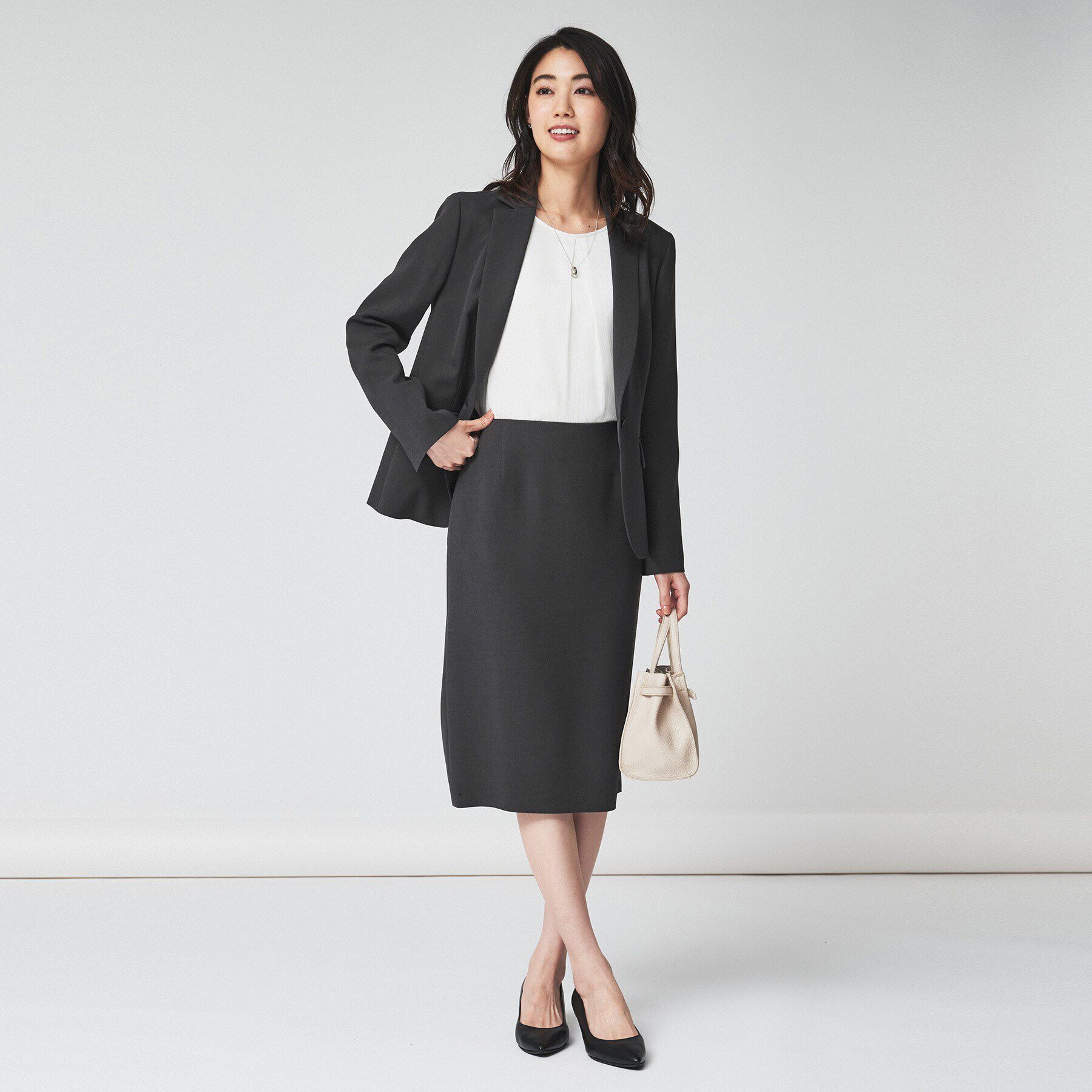 UNTITLED「【通勤スーツ／入卒/セレモニー】ライトウェイト テーラードジャケット」|テーラードジャケット|