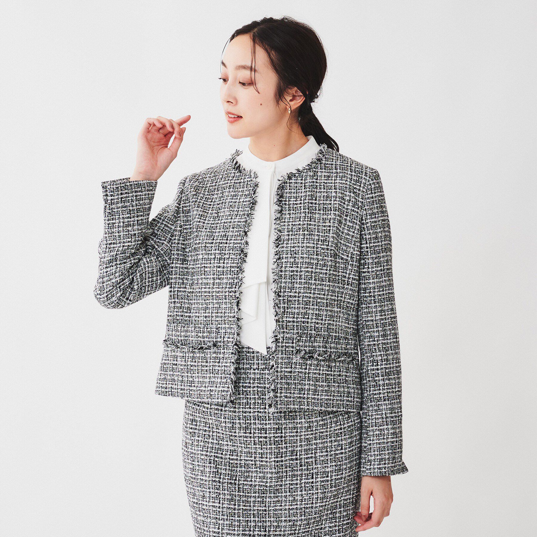 UNTITLED「【入卒/セレモニー/通勤】ラメツイード ノーカラージャケット」|ノーカラージャケット|