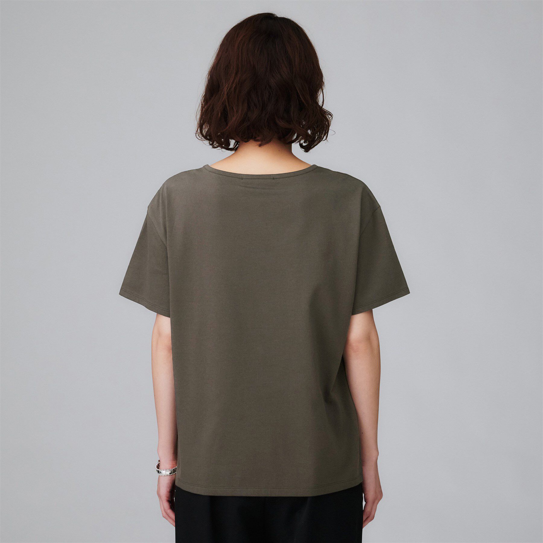 UNTITLED「【接触冷感／コットン100／洗える／Tシャツ】半袖天竺プルオーバー」|Tシャツ・カットソー|