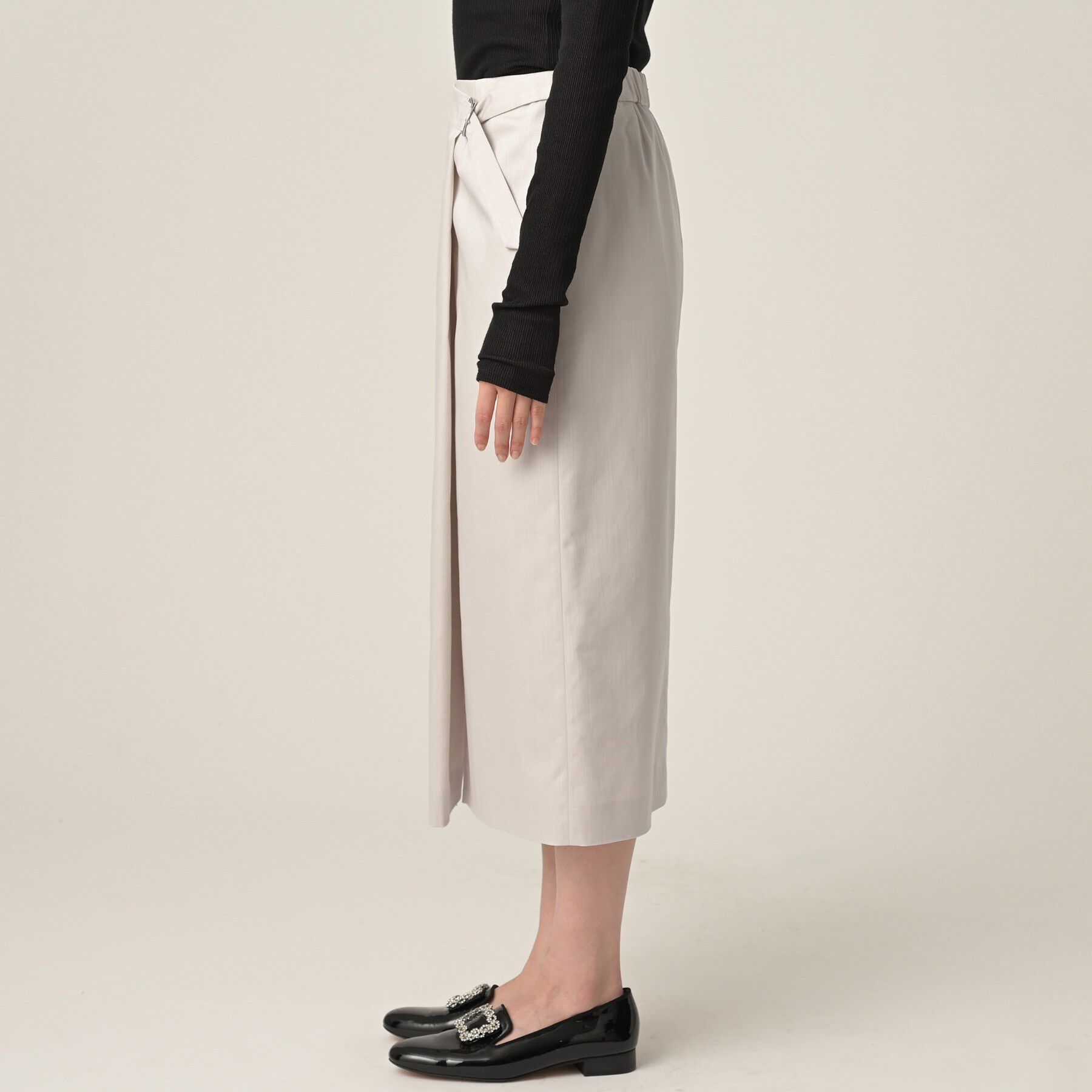 UNTITLED「【洗える/後ろウエストゴム】デニム調シャンブレーナロースカート」|スカート|