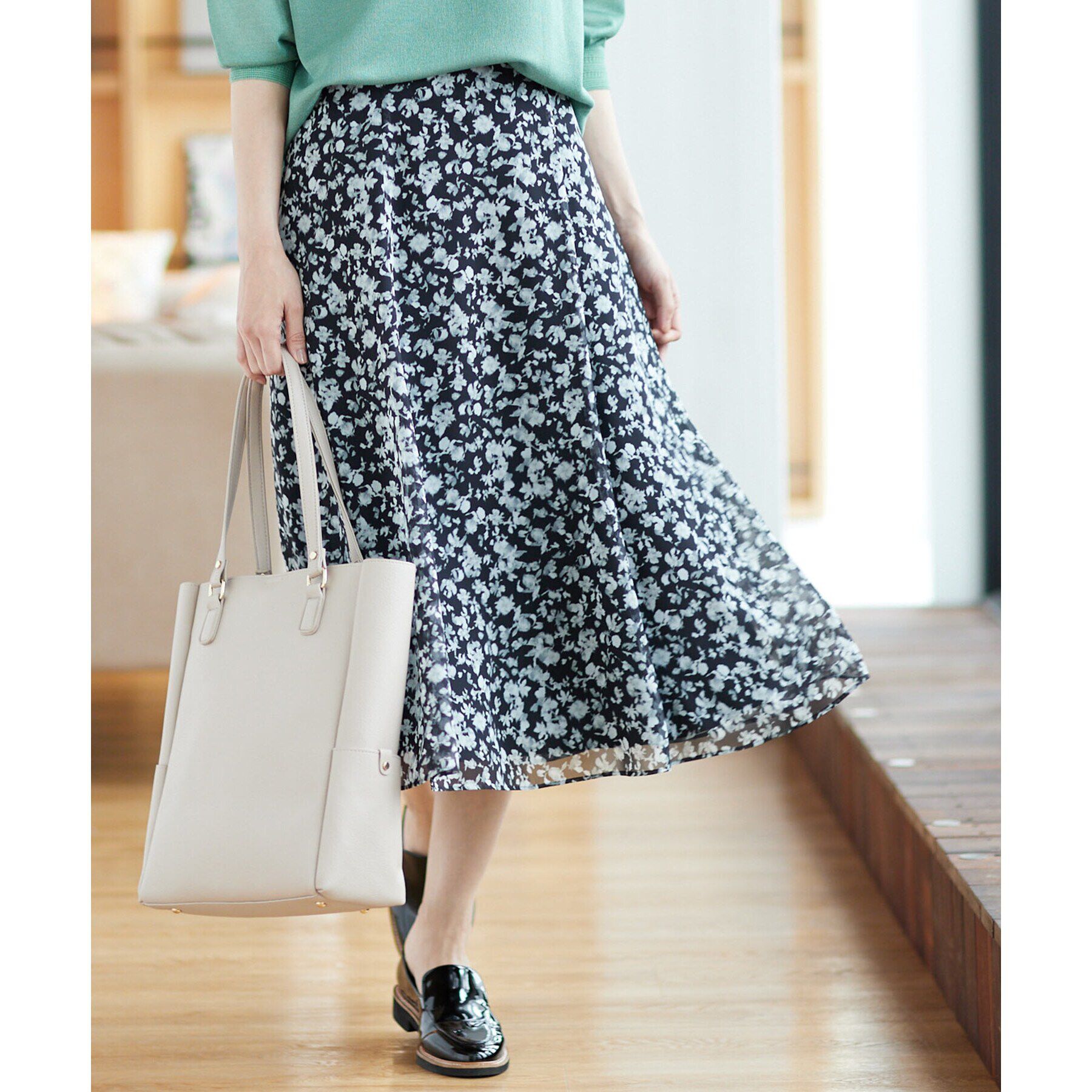 Reflect「【WEB限定カラーあり／マシンウォッシュ／セットアップ可能】フラワープリントスカート」|スカート|ブラック(119)