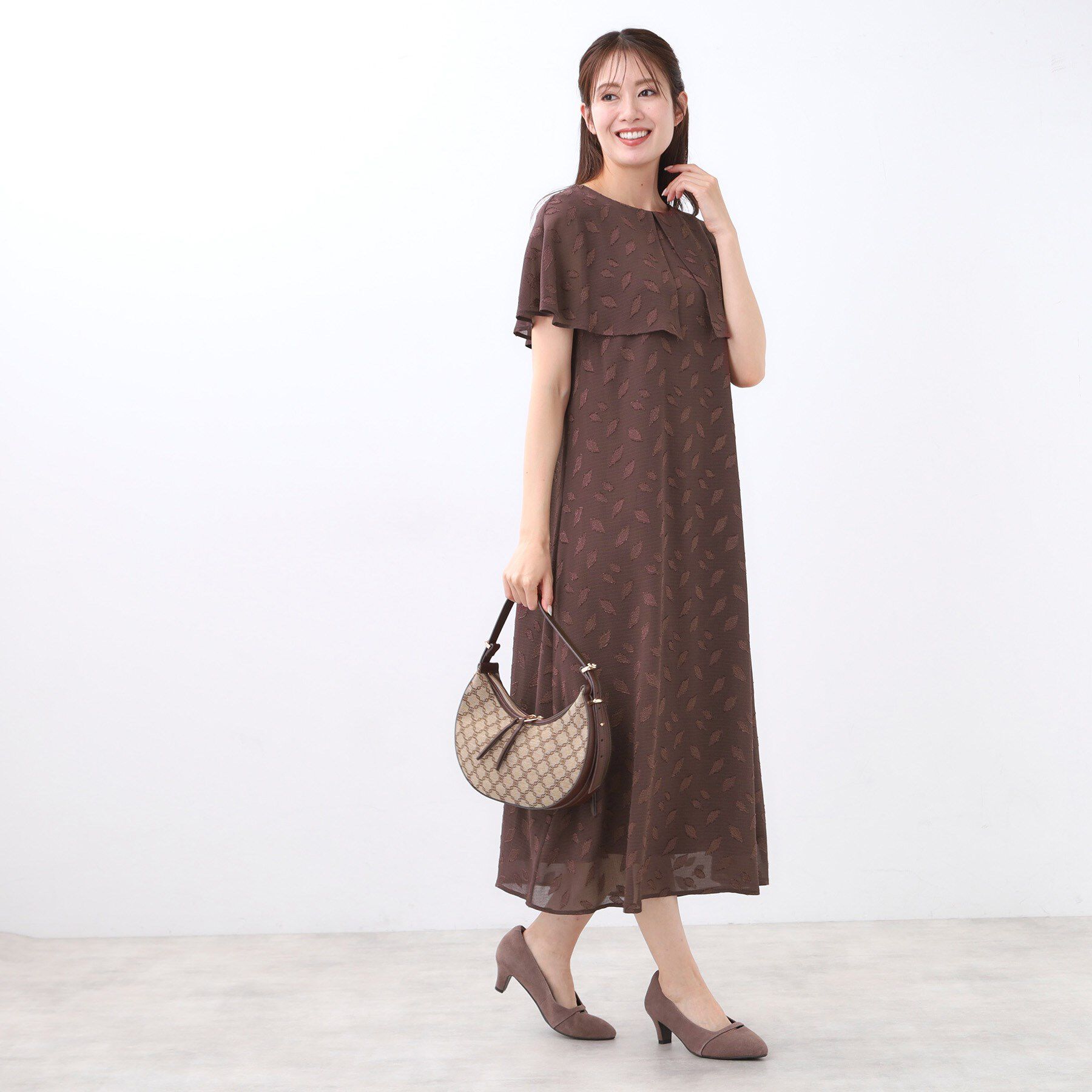 Reflect「【撥水／二の腕カバー／付属リボン付き】ケープデザインノースリーブワンピース」|ワンピース|