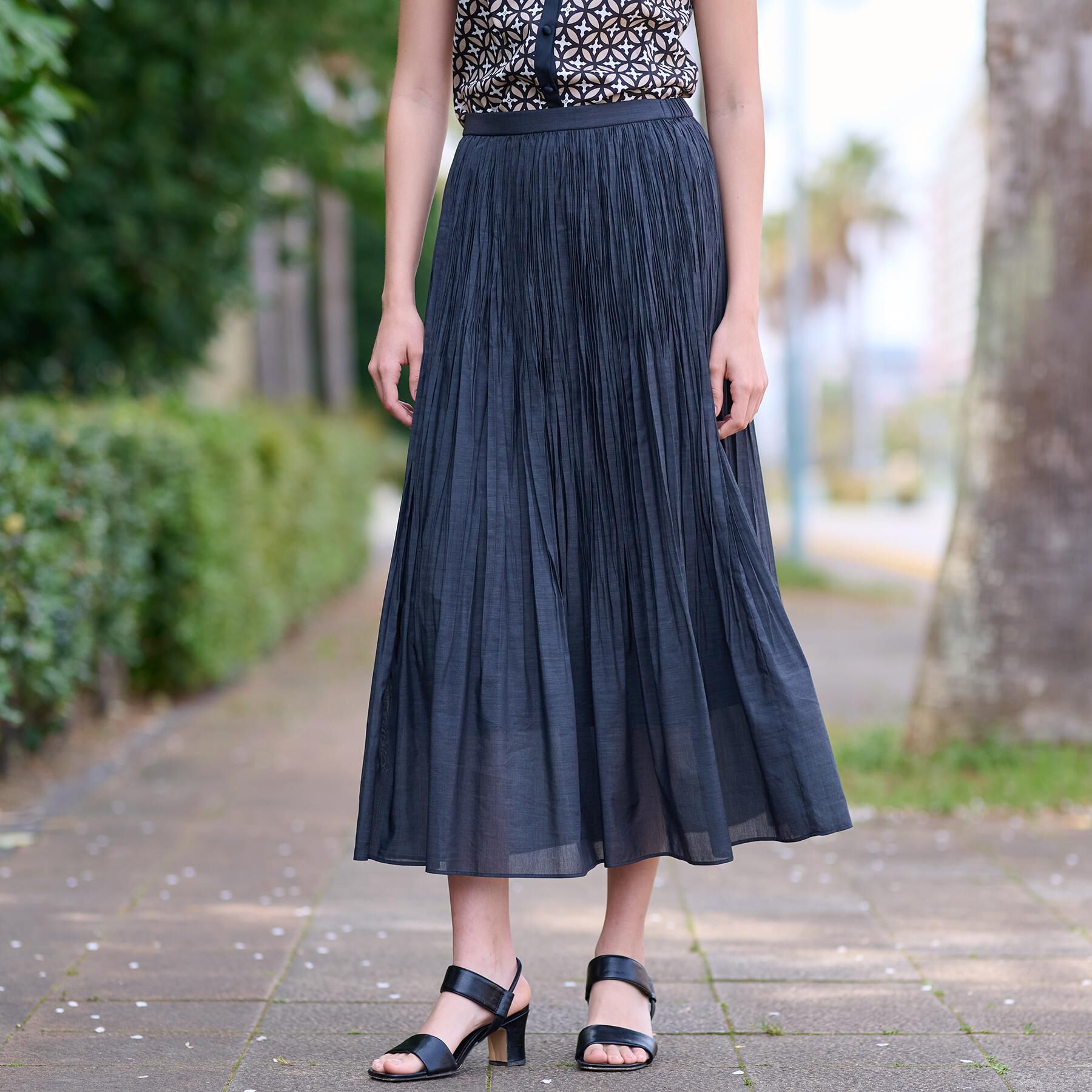 DRESSTERIOR「【ウエストゴム/ミディ丈】シアープリーツスカート」|スカート|