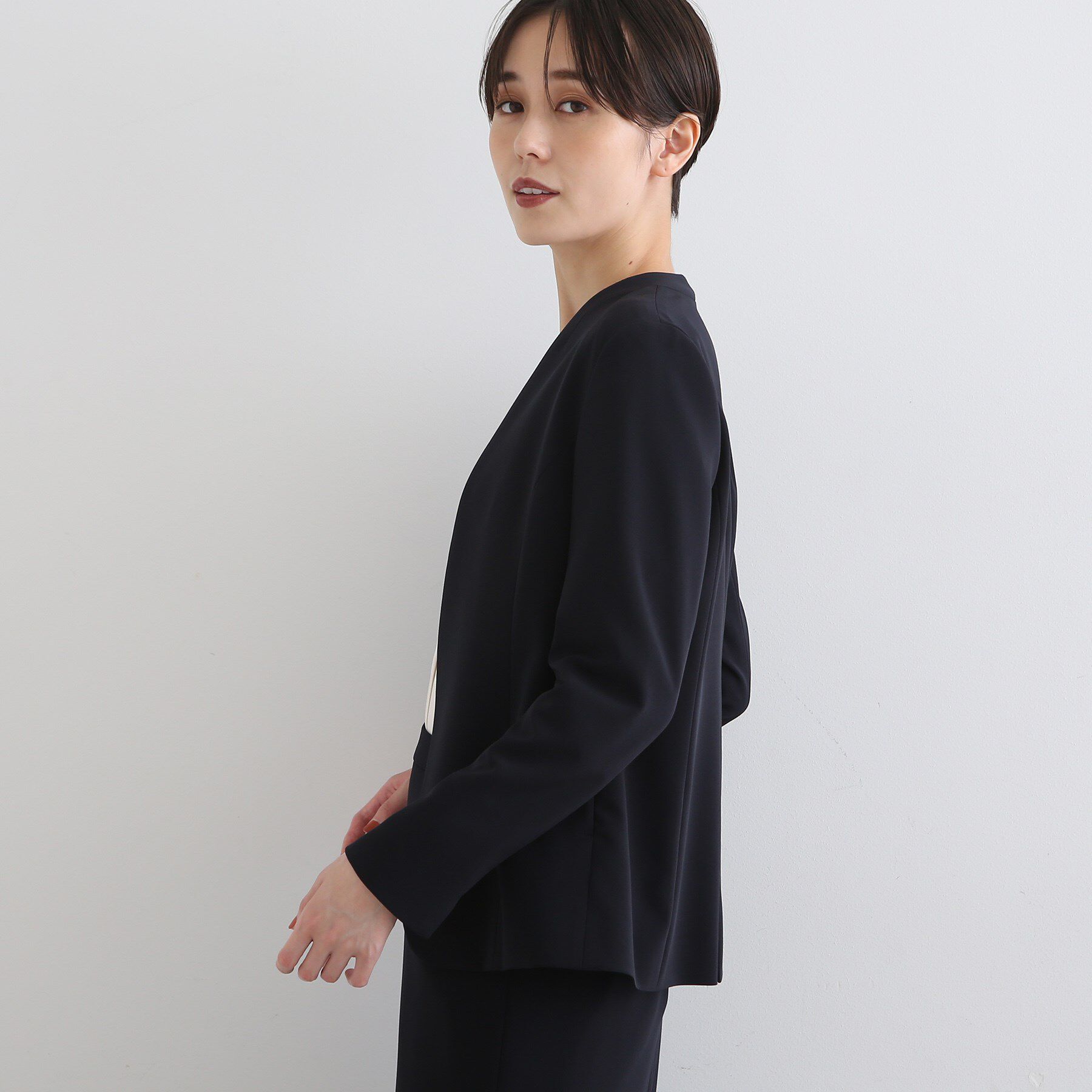 INDIVI「【洗える/UVケア/エコ/日本製】ストレッチノーカラージャケット」|スーツ|