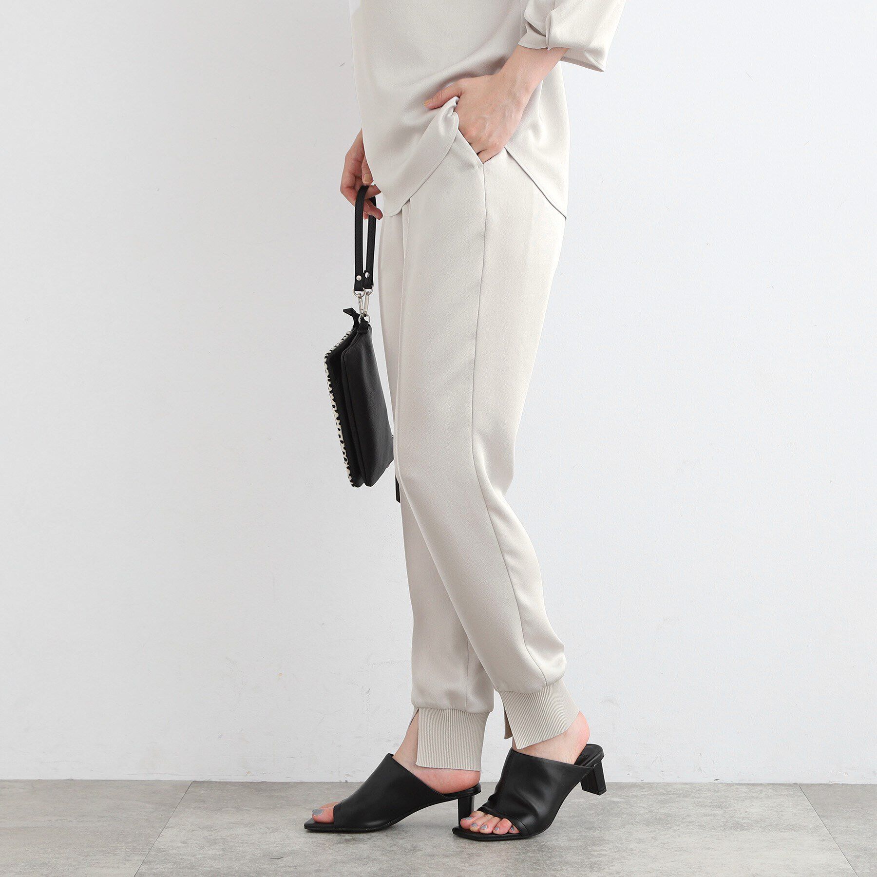 INDIVI「【こなれSETUP／洗える／サテン】ジョグパンツ」|その他|