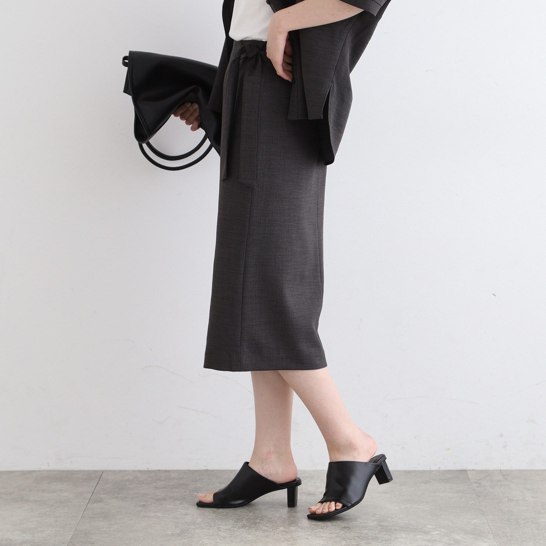 INDIVI「【洗える／UVケア／SETUP可能】麻調ラップ風Iラインスカート」|スカート|