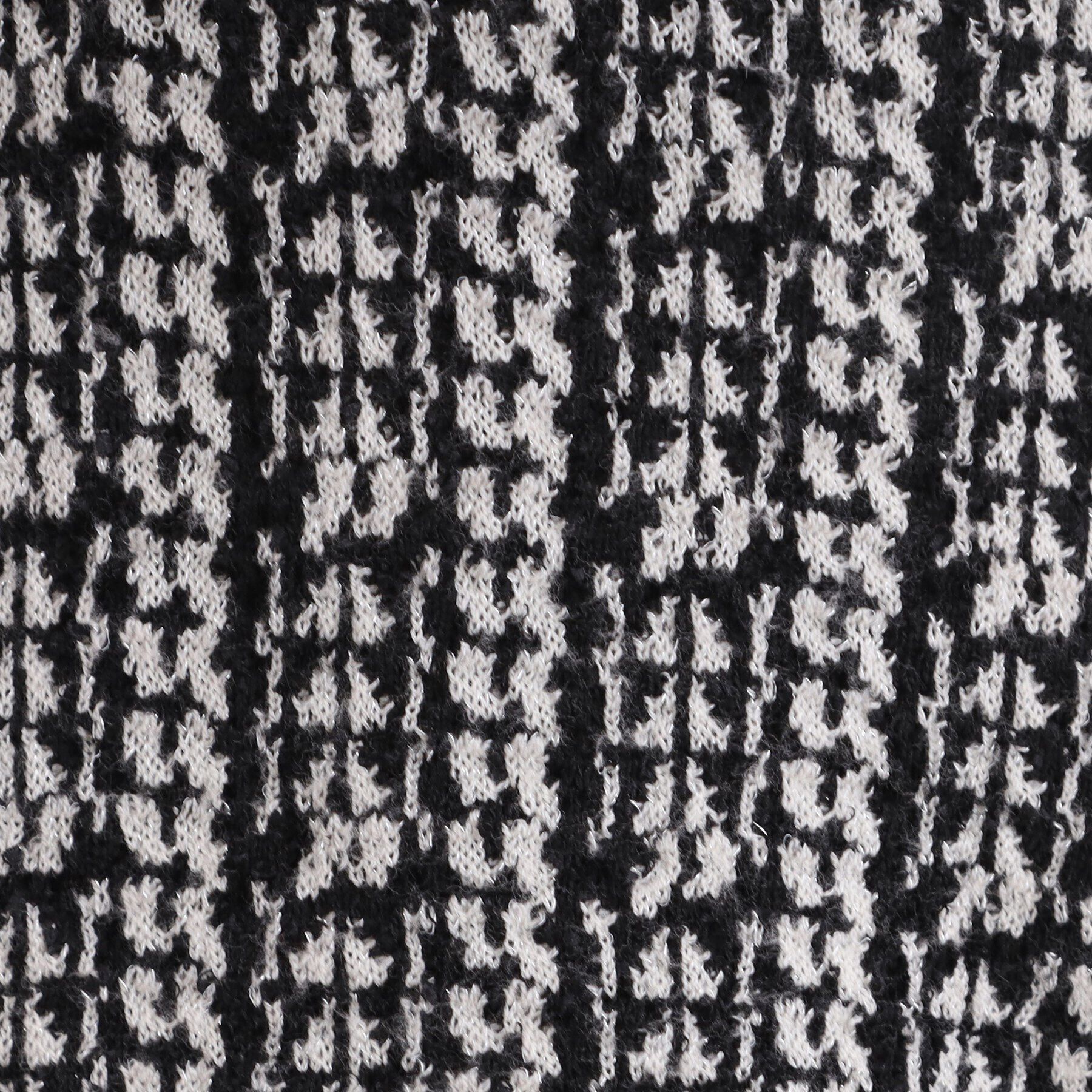 INDIVI「【洗える／映え】ツイーディーVネックニット」|ニット・セーター|