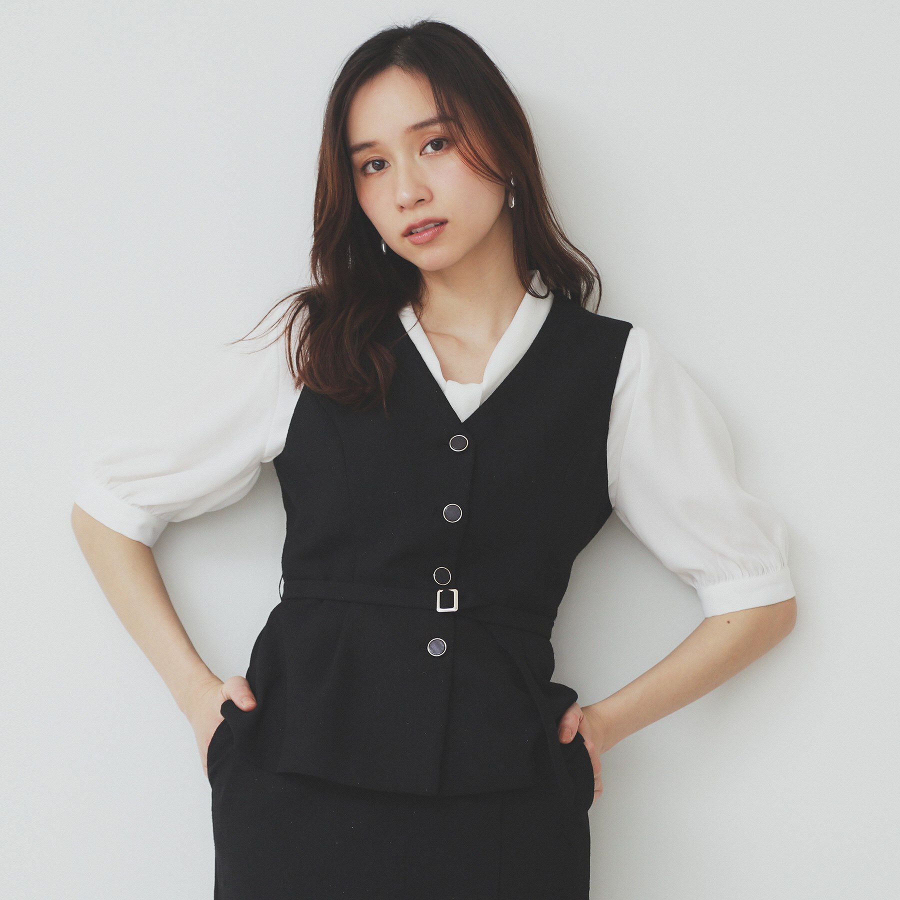 index「麻混ラメツイードペプラムジレ/セットアップ対応【洗濯機洗い可】」|ベスト・ジレ|ブラック(019)