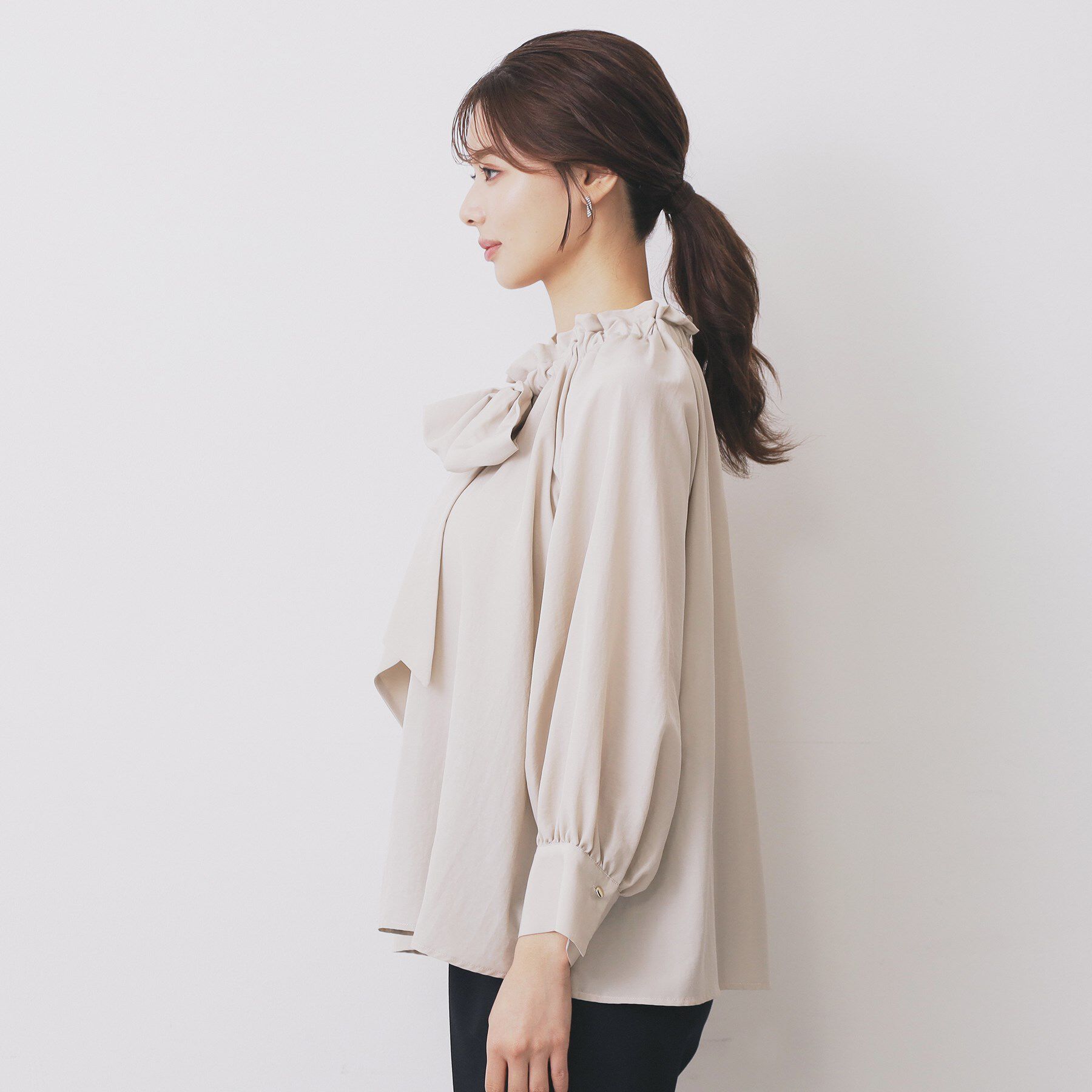 index「ボウタイフリルギャザーブラウス【洗濯機OK】」|シャツ・ブラウス|