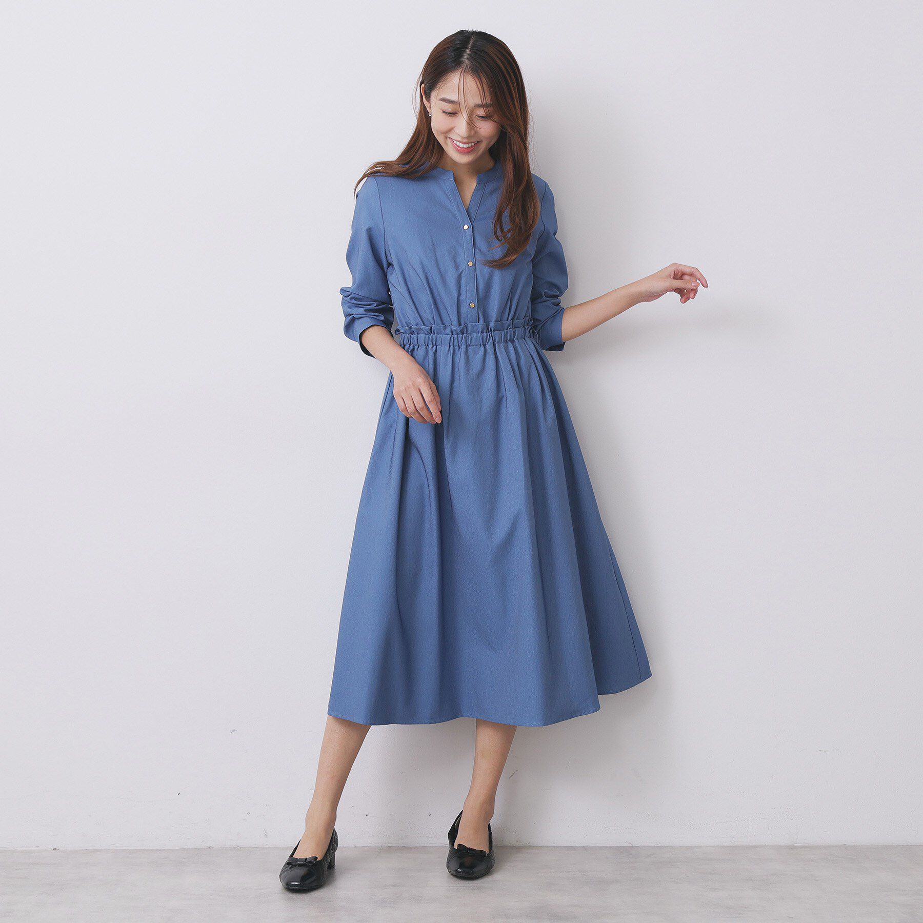 index「シャンブレーツイルドッキングフレアワンピース【洗濯機OK/イージーアイロン】」|ワンピース|