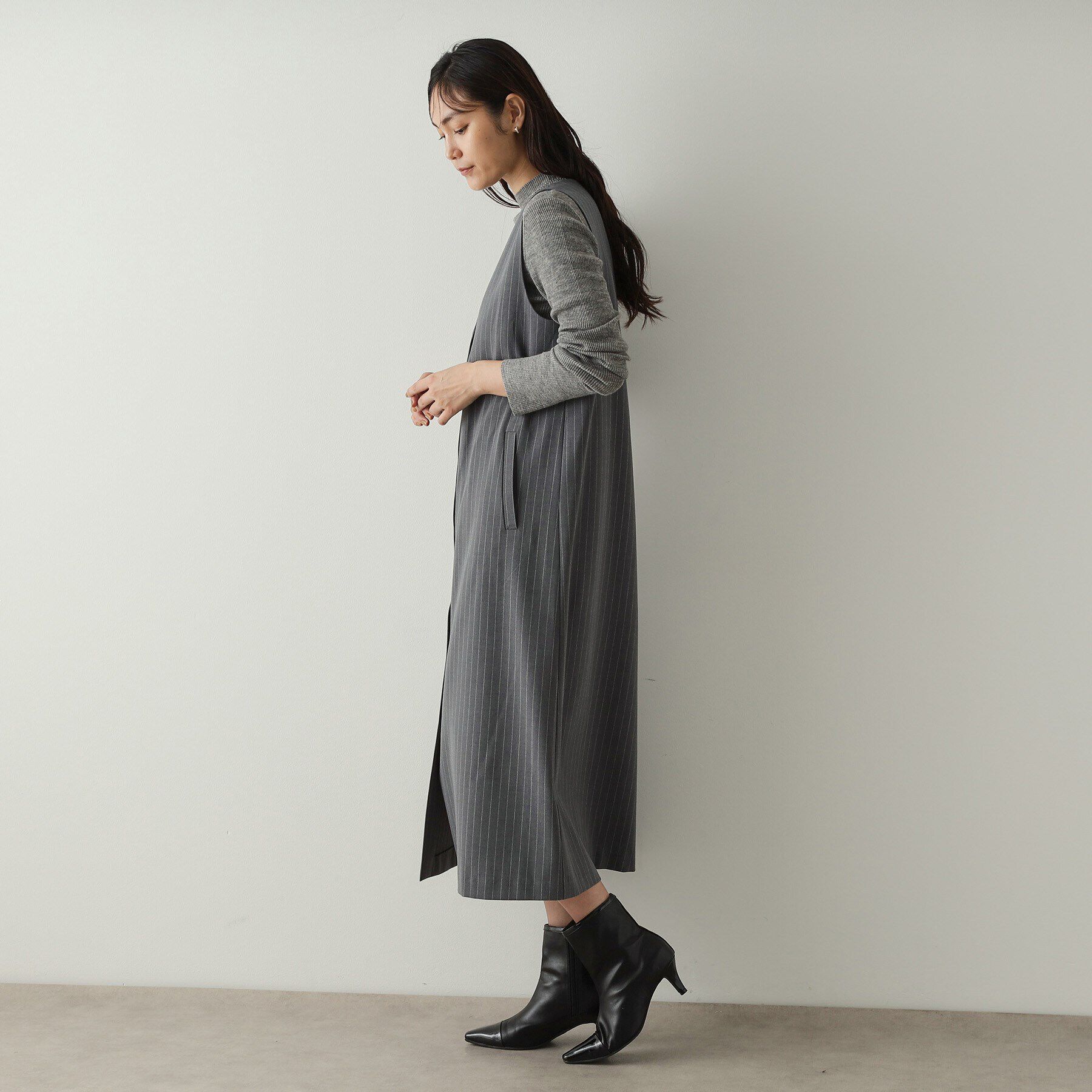 OPAQUE.CLIP「2WAY Vネックジャンパースカート【洗える】」|ワンピース|