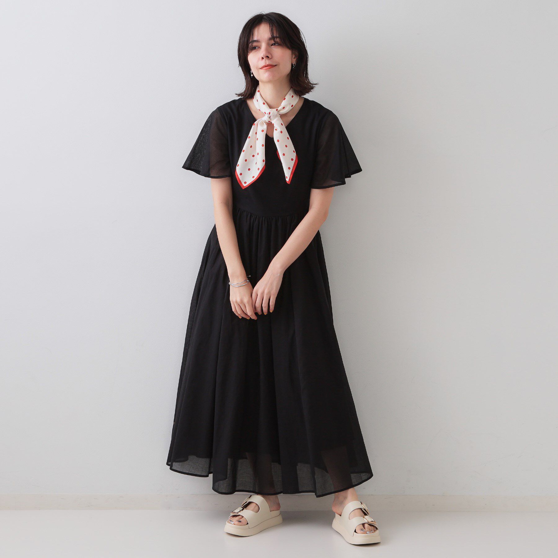 OPAQUE.CLIP「Vネックフィット＆フレアドレス/オーガニックコットン混【洗濯機洗い可】」|ワンピース|
