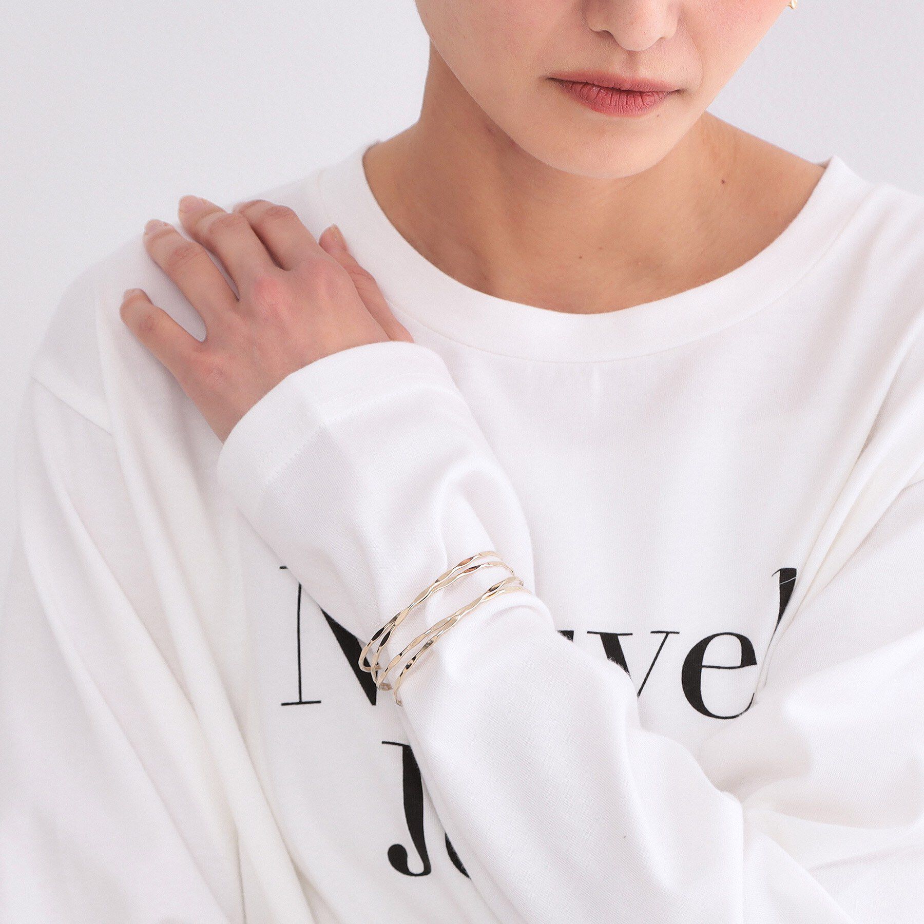 OPAQUE.CLIP「クロスメタルバングル」|ブレスレット・バングル|