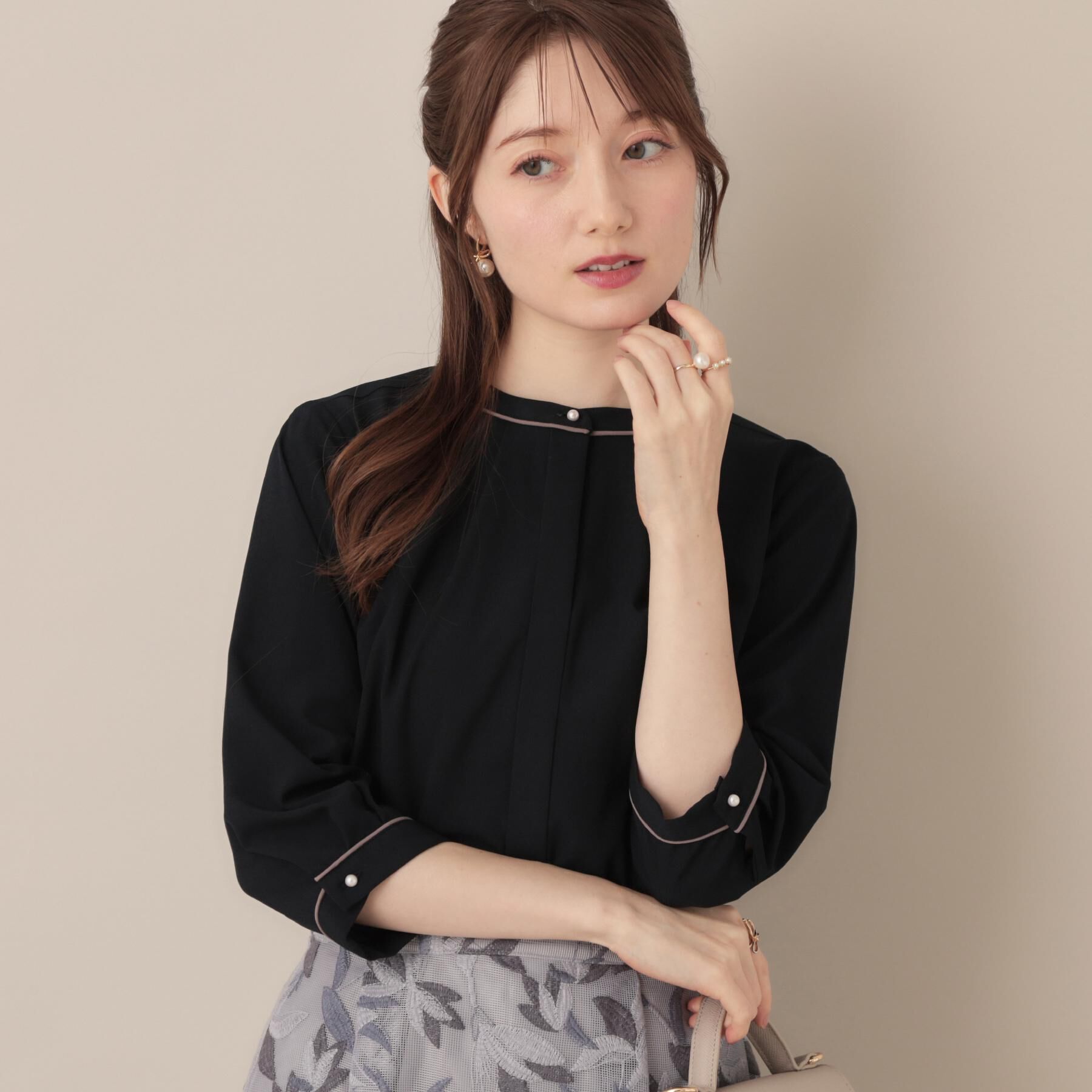Couture broach「【6分袖・通勤】配色ジョーゼットブラウス」|シャツ・ブラウス|ネイビー(594)