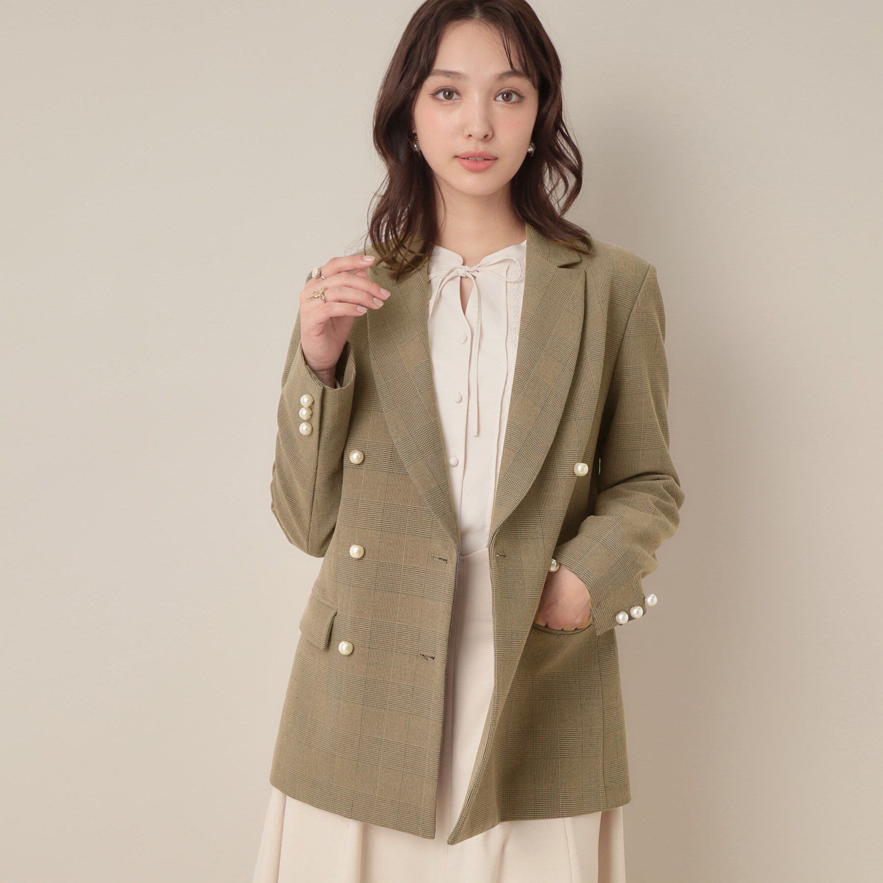 Couture broach「【高見え・きれいめ・通勤】レースカフス パール調釦テーラードジャケット」|テーラードジャケット|