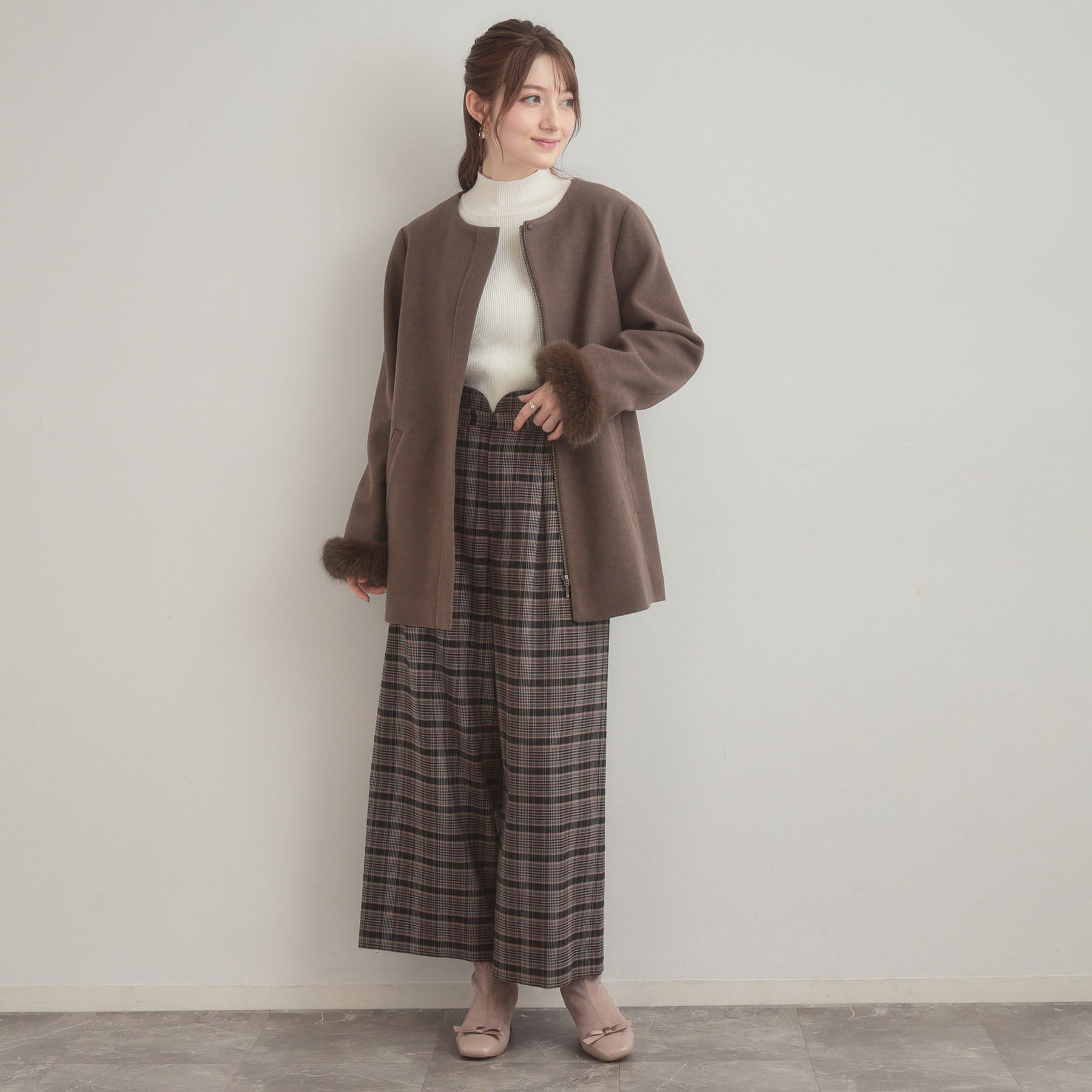 Couture broach「【大人可愛い・フード取り外し可能】フードフェイクファー ハーフ丈コート」|その他|