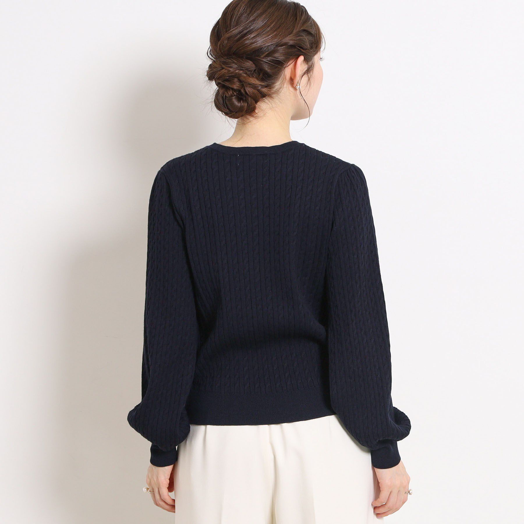 Couture broach「リボンエンブロ細ケーブルニット」|ニット・セーター|