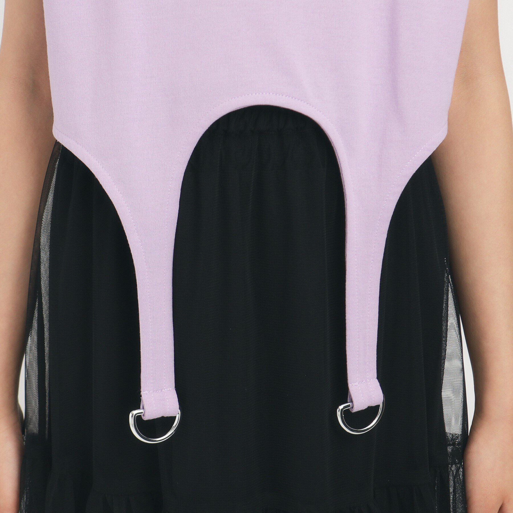 PINK-latte「【るーつくコラボ/ニコラ9月号掲載】ベルトデザインコンパクトTシャツ」|Tシャツ・カットソー|