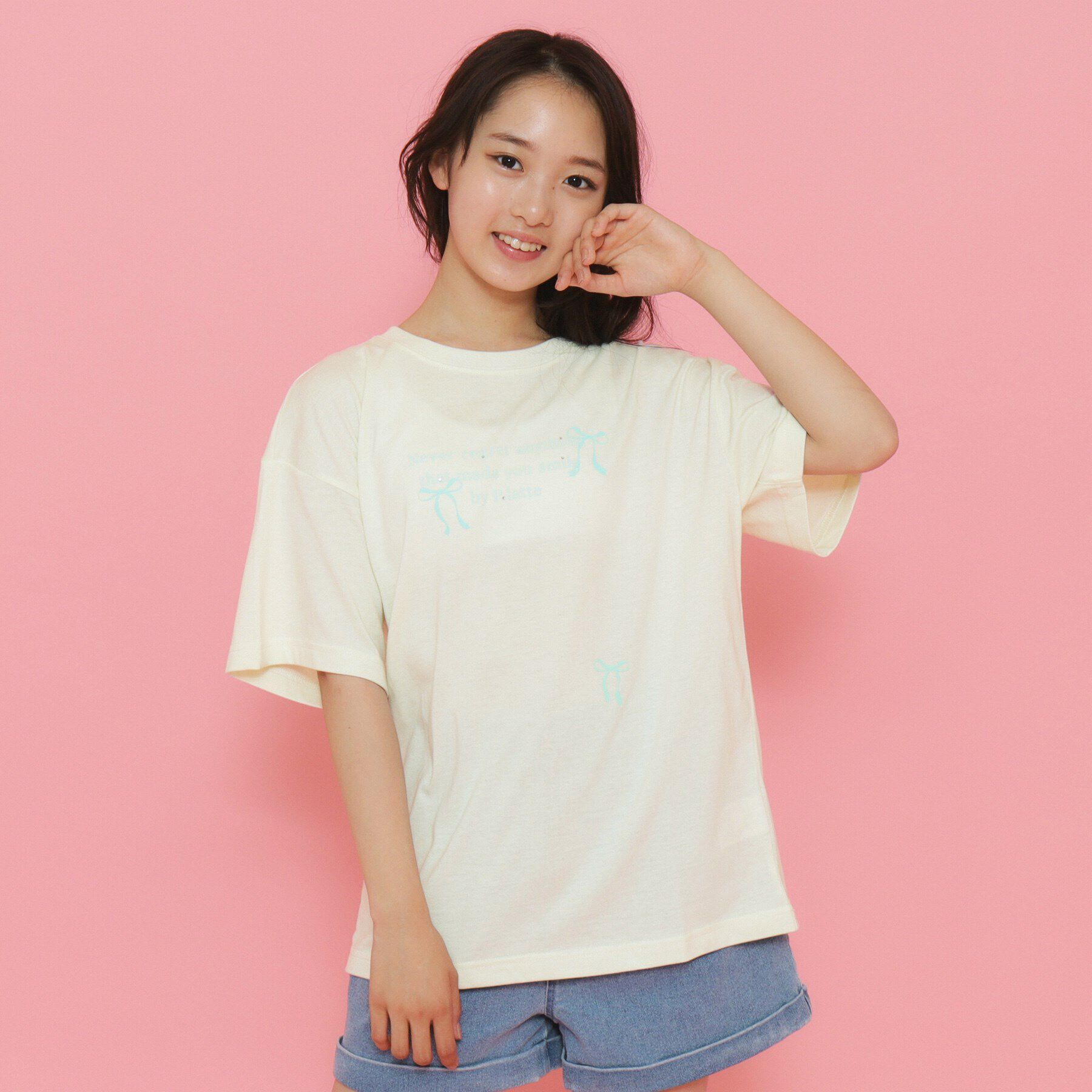 PINK-latte「リボンロゴプリントラインストーン付きTシャツ」|Tシャツ・カットソー|