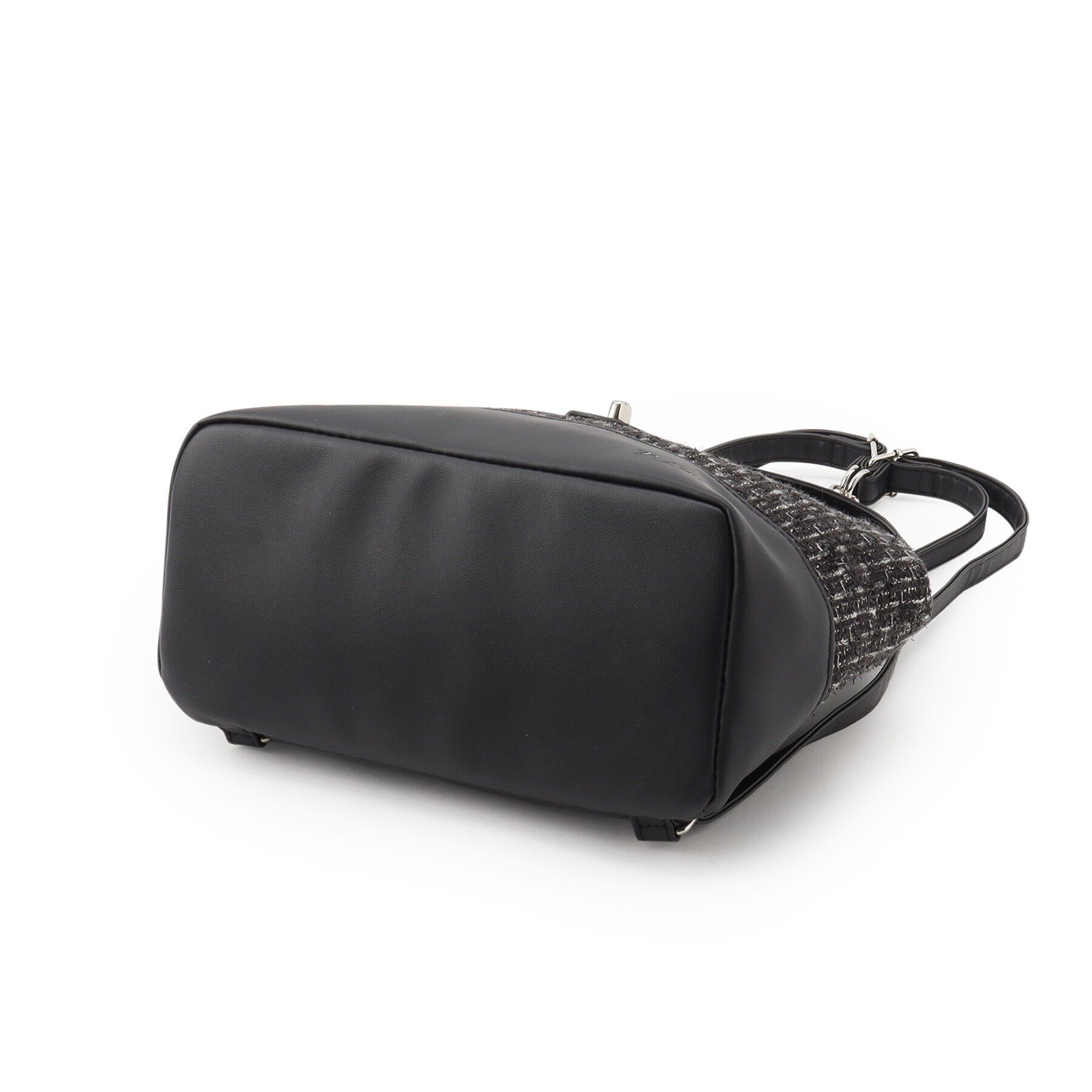 PINK-latte「フラップチェーンリュック」|リュック|