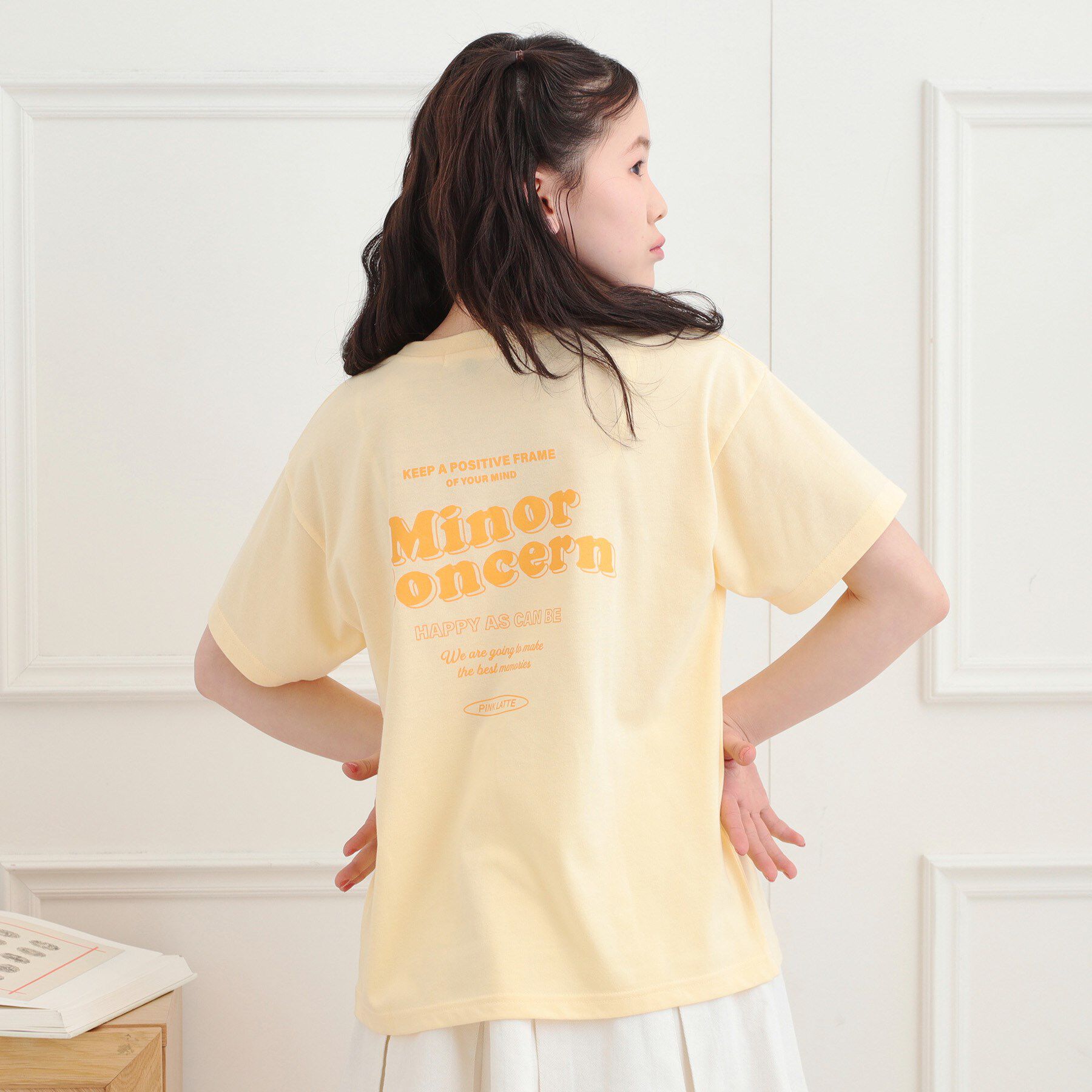 PINK-latte「バックプリントTシャツ」|Tシャツ・カットソー|イエロー(031)