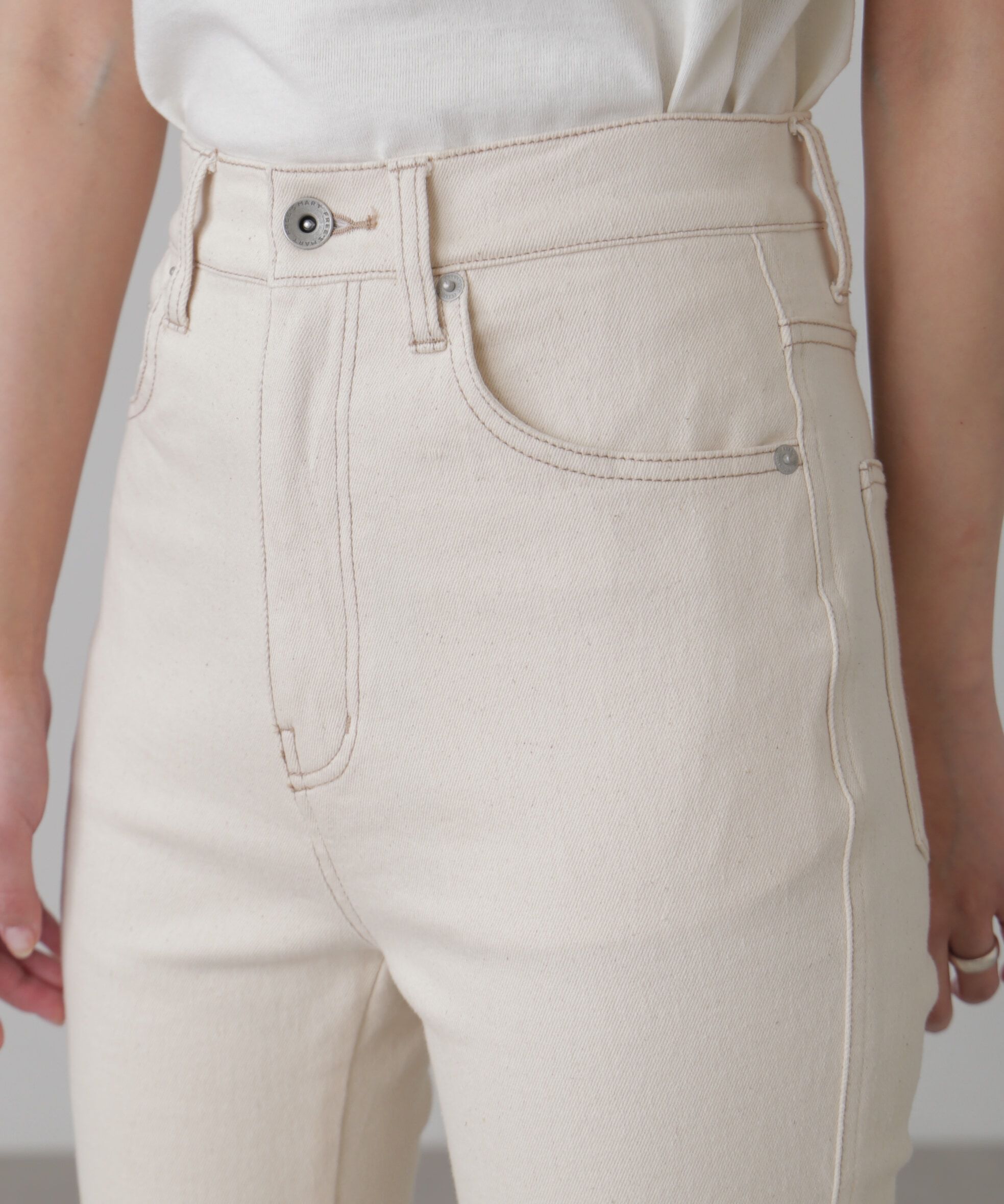  「[低身長サイズ/Sシリーズ]内スリットベルボトムデニムパンツ」|その他|