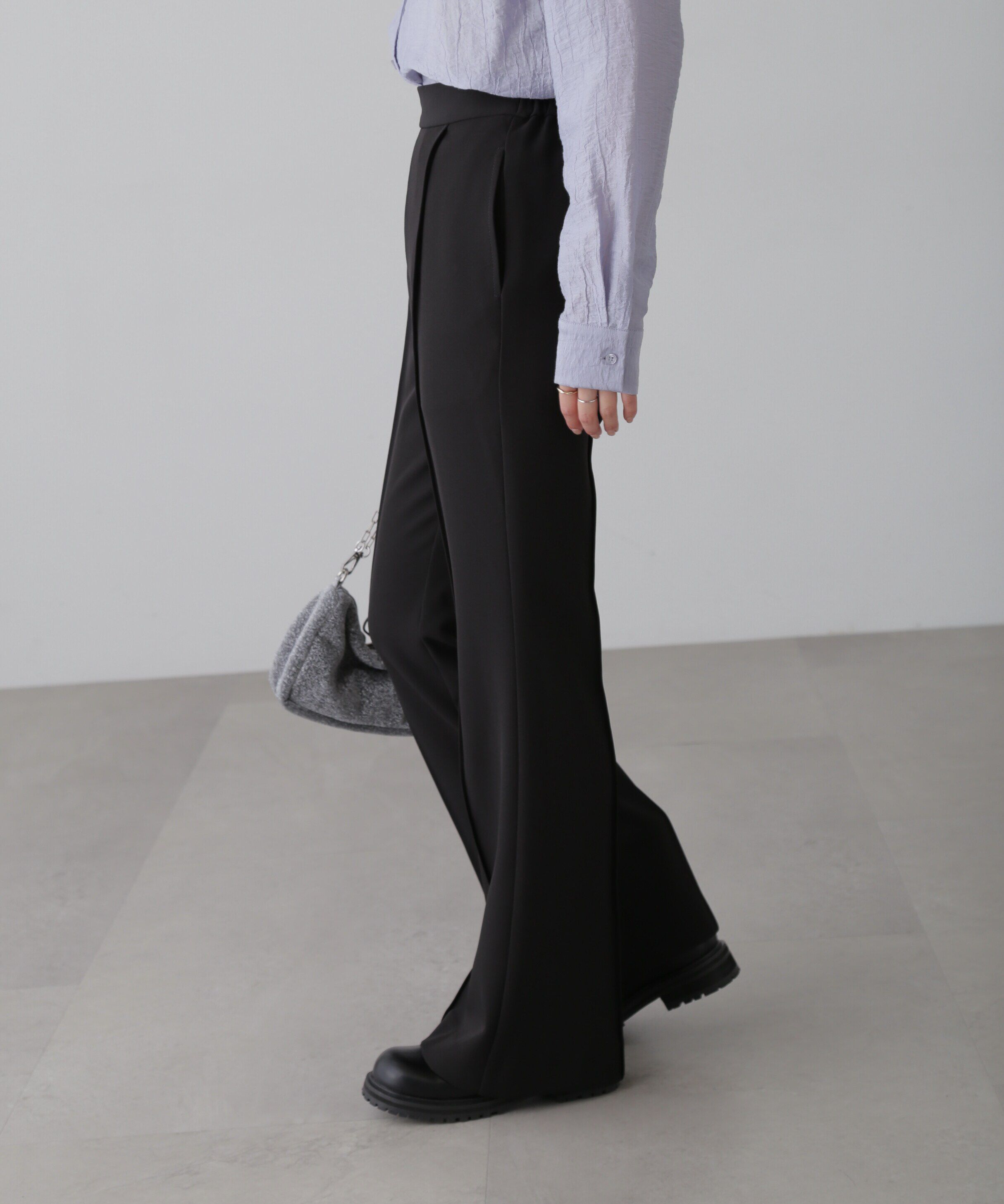  「[低身長サイズ/Sシリーズ]フレアセンタープレスパンツ」|その他|