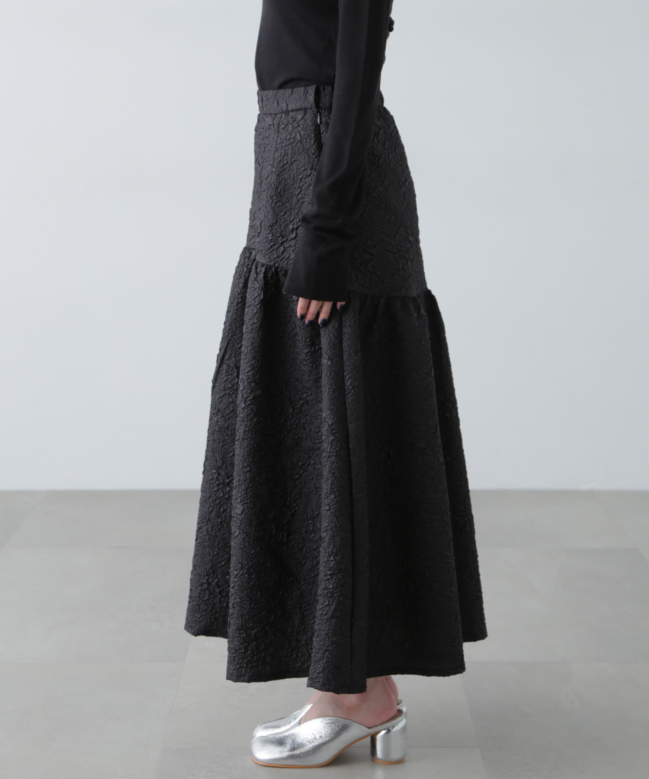  「エンボスティアードスカート」|スカート|