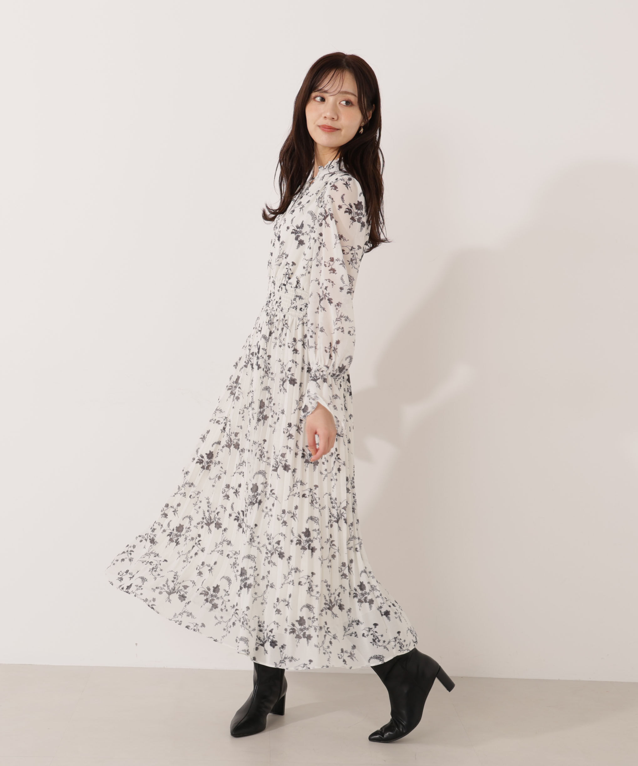 PROPORTION BODY DRESSING「花柄プリーツワンピース 25AW」|ワンピース|