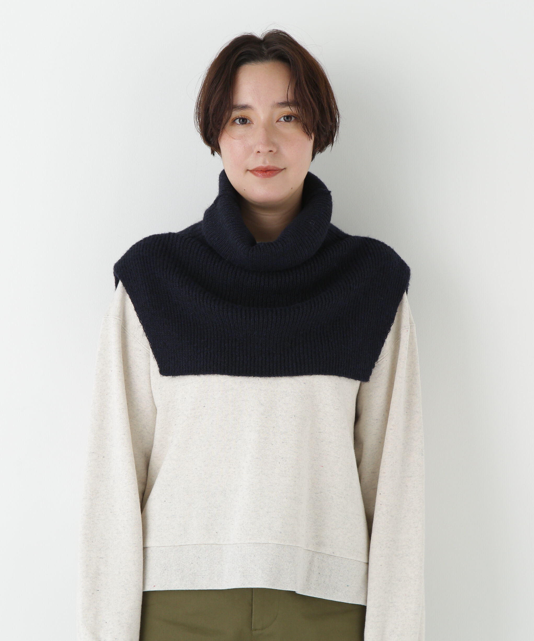  「◆スリットハイネックショートベスト」|ニット・セーター|