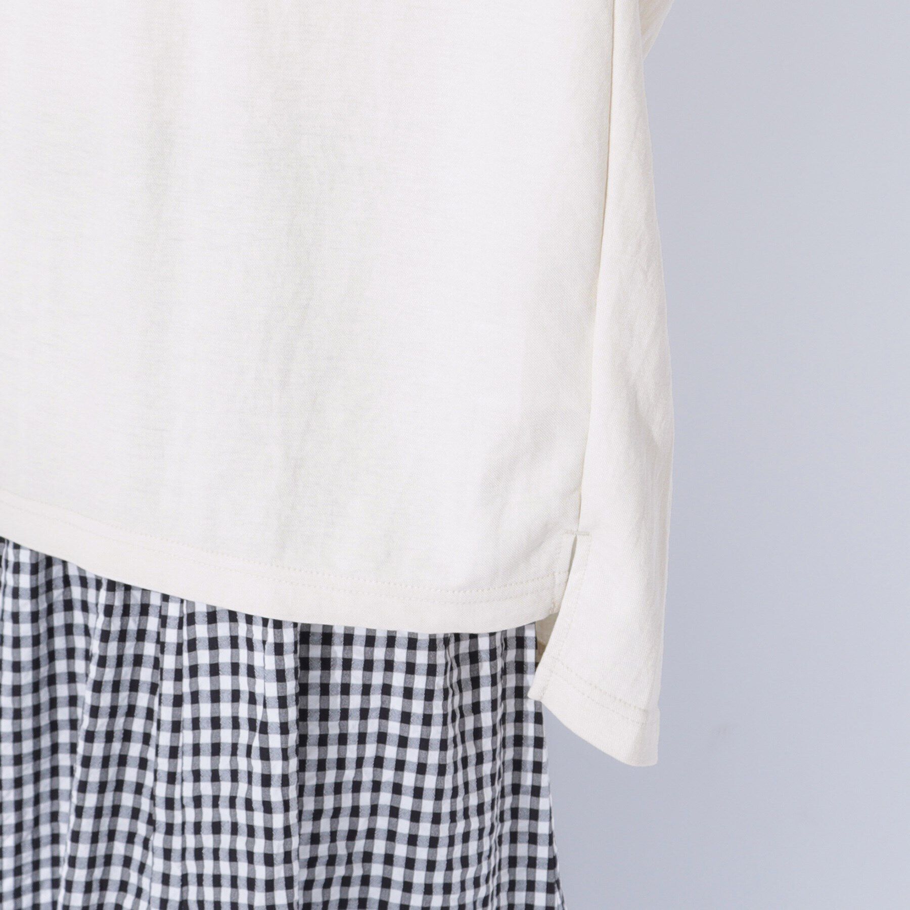 SHOO･LA･RUE「後ろ姿も抜かりなく バックシャーリング切り替えトップス」|Tシャツ・カットソー|