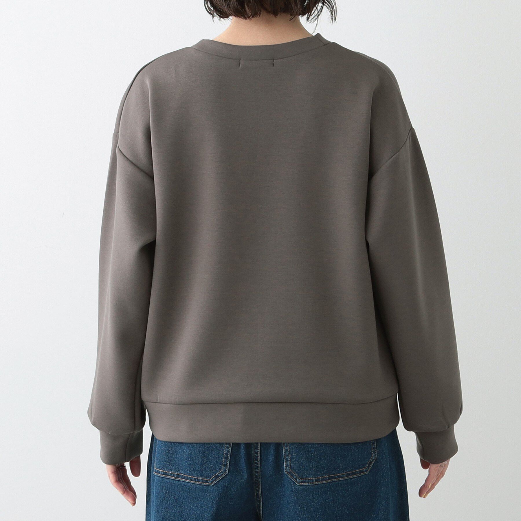 SHOO･LA･RUE「【S-LL】もちさら ビジュー付きトップス」|Tシャツ・カットソー|