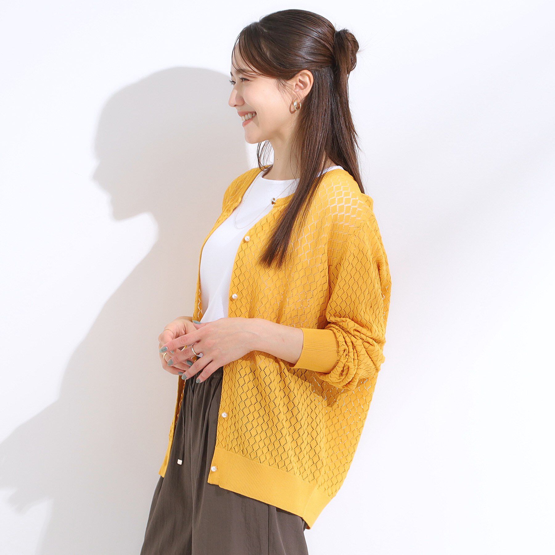 SHOO･LA･RUE「【S-LL】透かし編みが大人上品 マルチボタンニットカーディガン」|カーディガン|