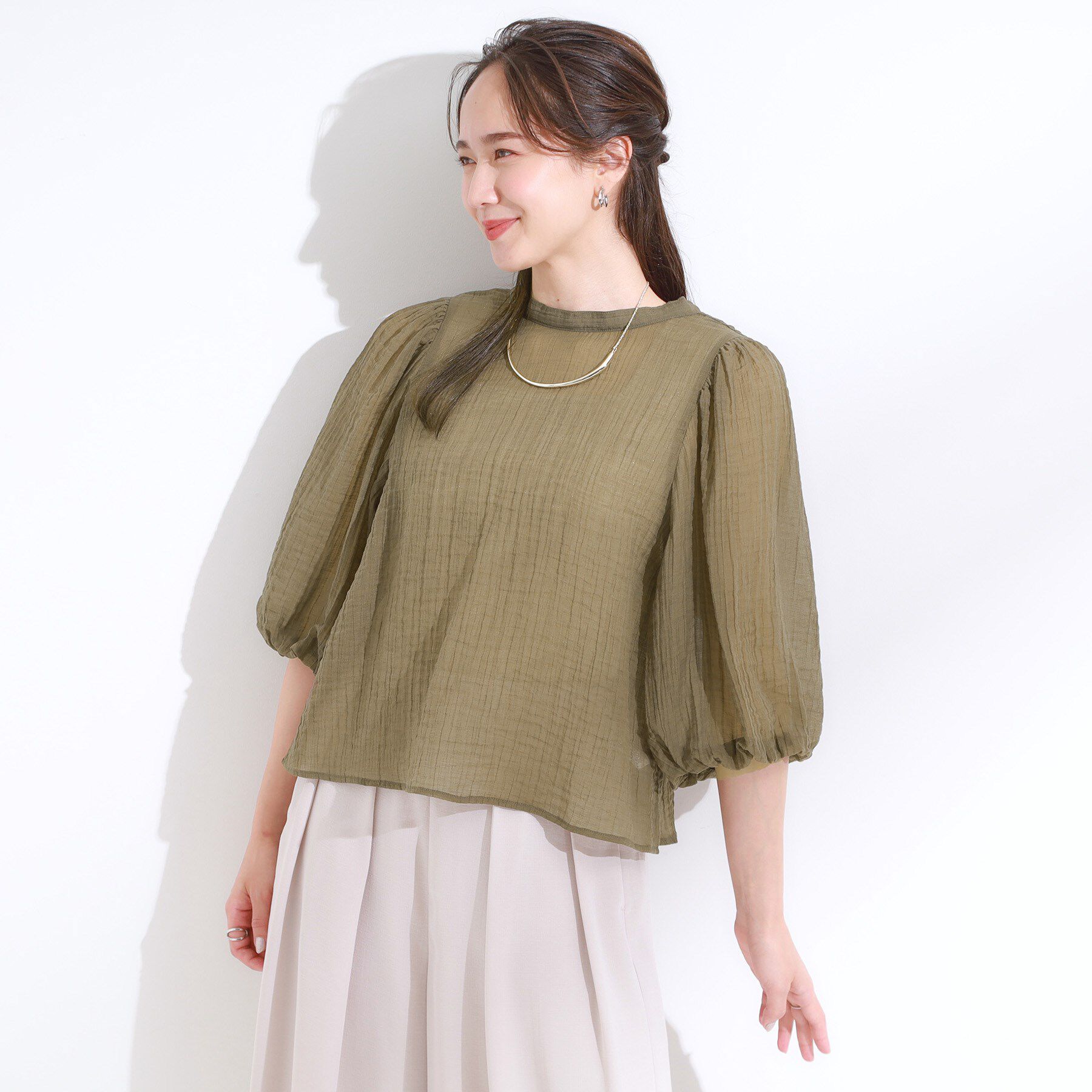 SHOO･LA･RUE「【S-LL/前後2WAY】バルーンスリーブが華やか こなれ見えシアーブラウス」|シャツ・ブラウス|