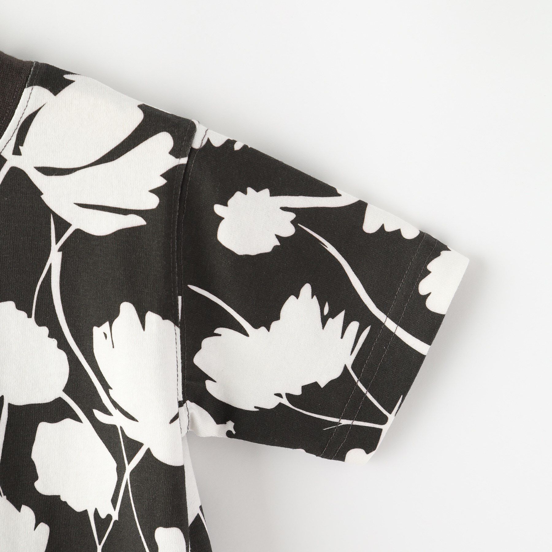 Dessin「【リンクコーデ】フラワープリントTシャツ」|Tシャツ・カットソー|