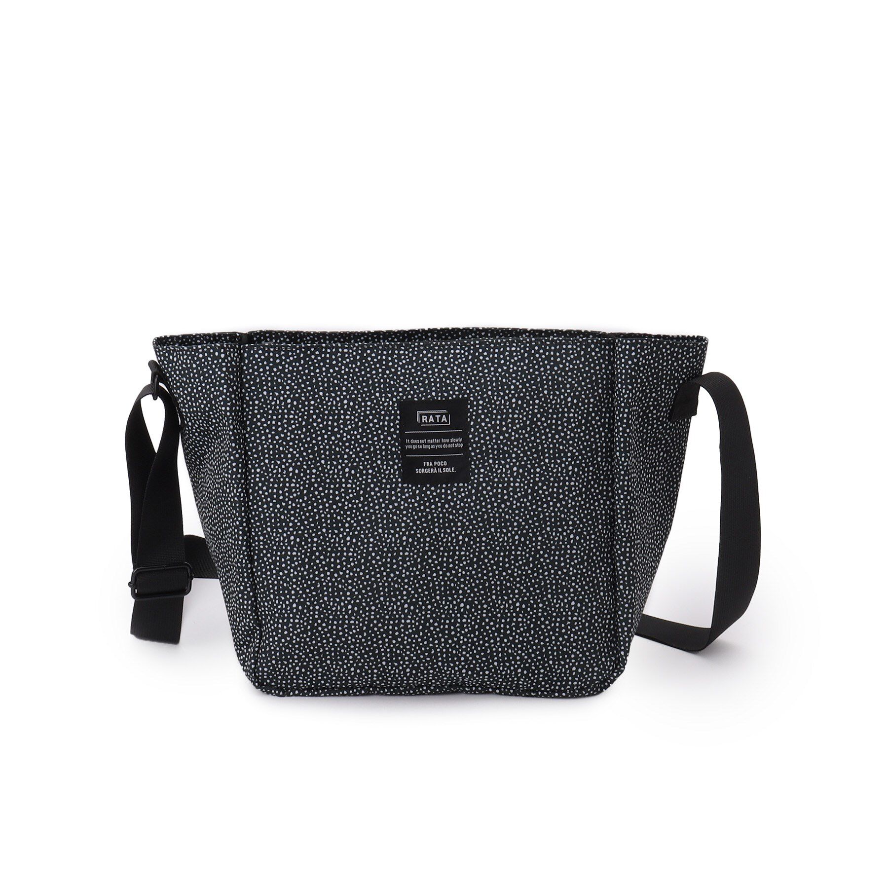 ITS&rsquo;DEMO「【A4対応】ラタ折り畳みショルダー」|ショルダー・メッセンジャー|