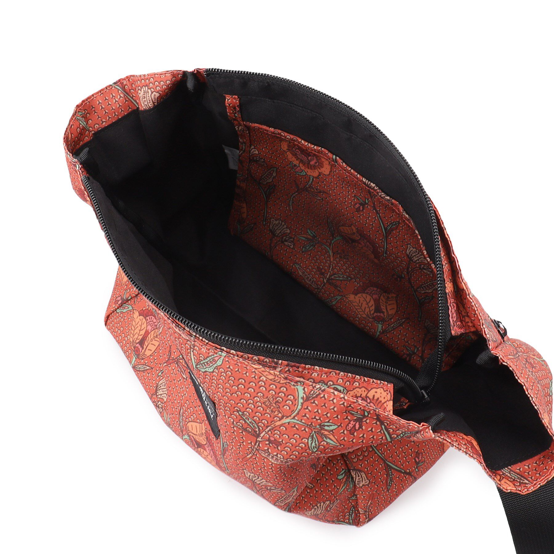 ITS&rsquo;DEMO「【A4対応】ラタ折り畳みショルダー」|ショルダー・メッセンジャー|