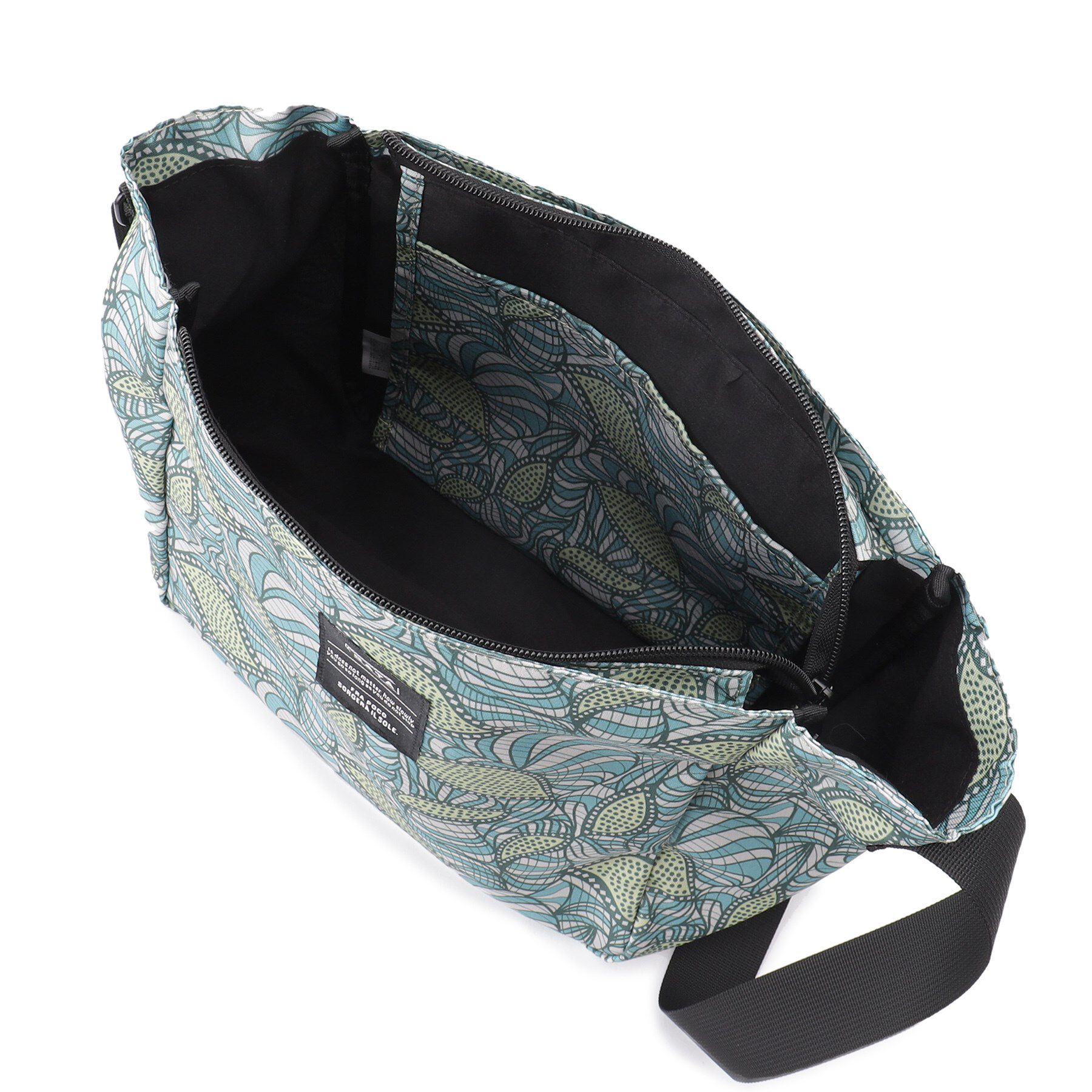 ITS&rsquo;DEMO「【A4対応】ラタ折り畳みショルダー」|ショルダー・メッセンジャー|