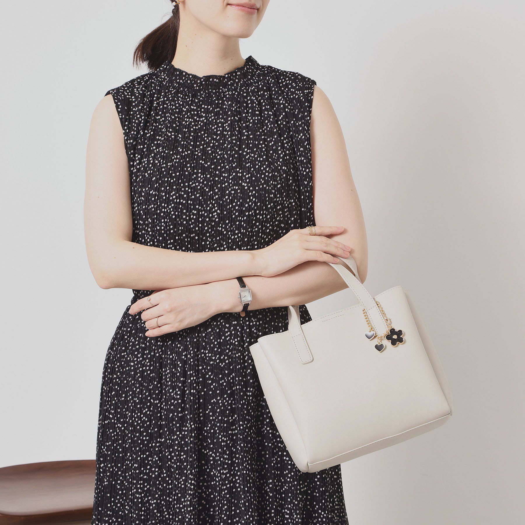 ITS&rsquo;DEMO「チャーム付き2WAYトート」|ハンドバッグ|