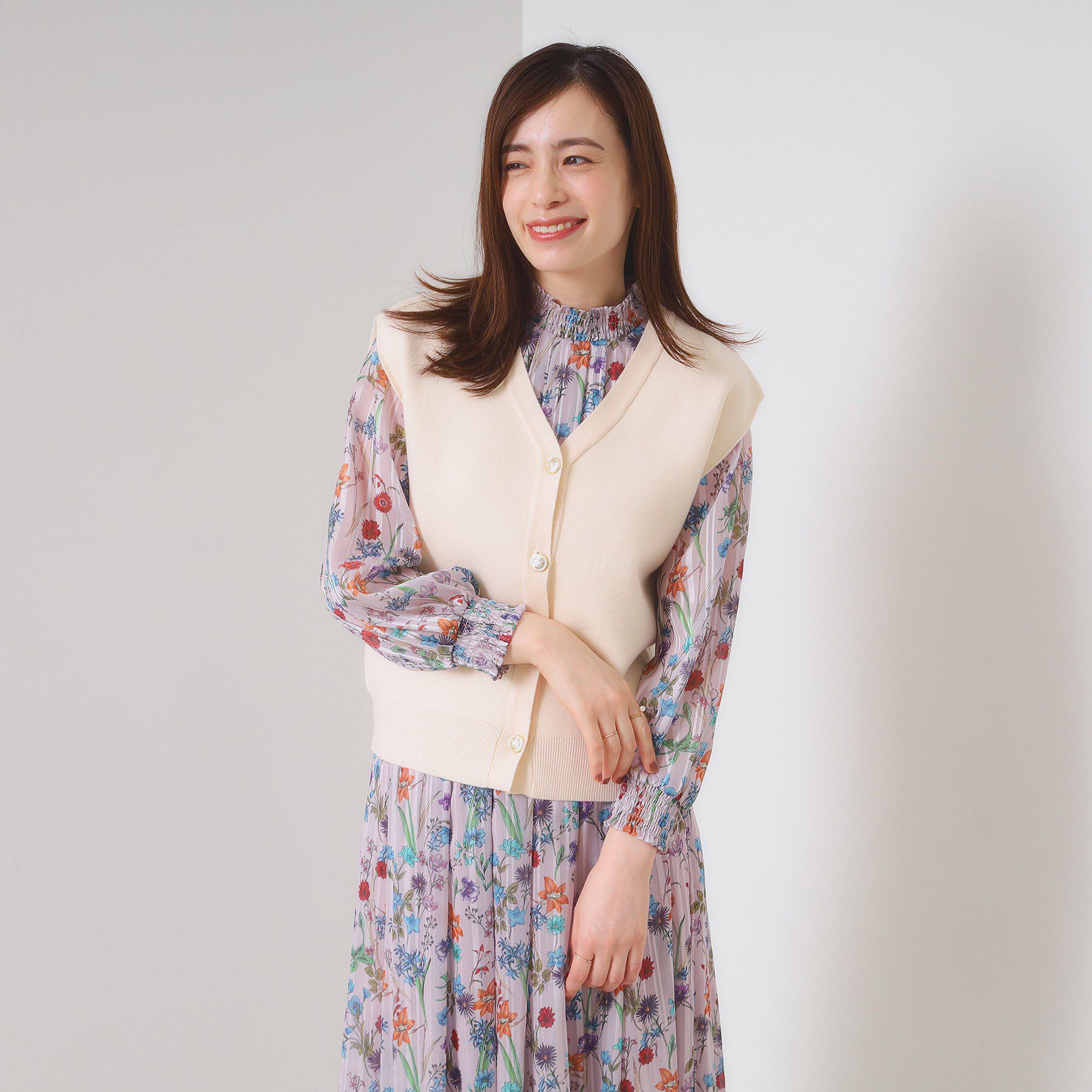 ITS&rsquo;DEMO「【手洗い可】Vネックニットジレ」|ニット・セーター|