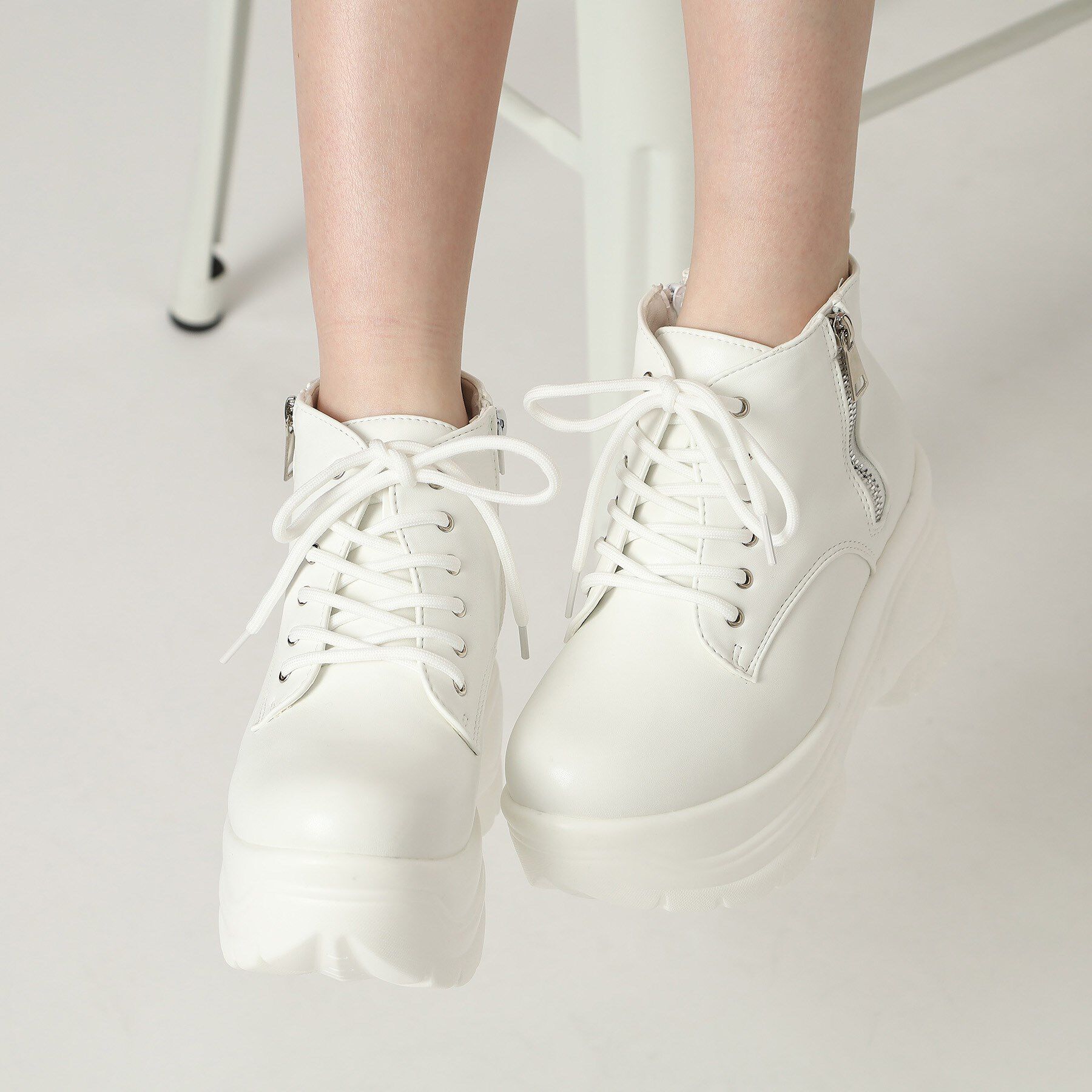 csT&P「厚底サイドジップスニーカー」|スニーカー|