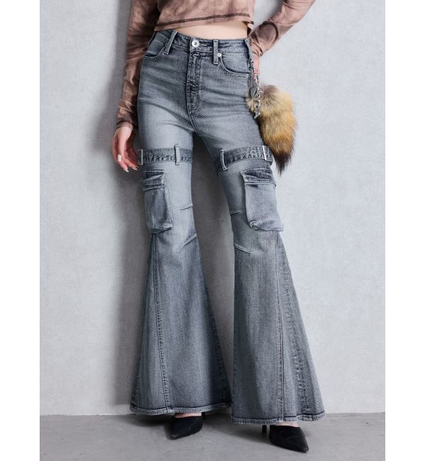 GYDA「ハイウエスト strap cargo designフレアデニムパンツ」|デニム|アイスブルー