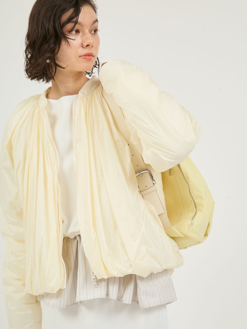 emmi atelier「撥水 クロスボディショルダーバッグ」|ショルダー・メッセンジャー|