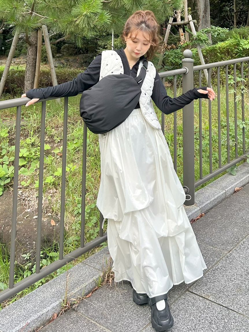 emmi atelier「撥水 クロスボディショルダーバッグ」|ショルダー・メッセンジャー|