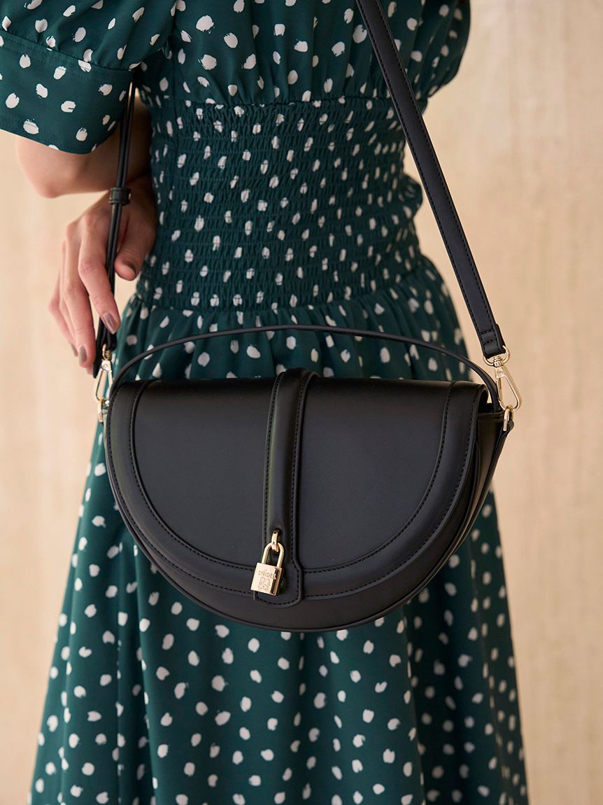 SNIDEL「ハーフムーンバッグ」|ハンドバッグ|