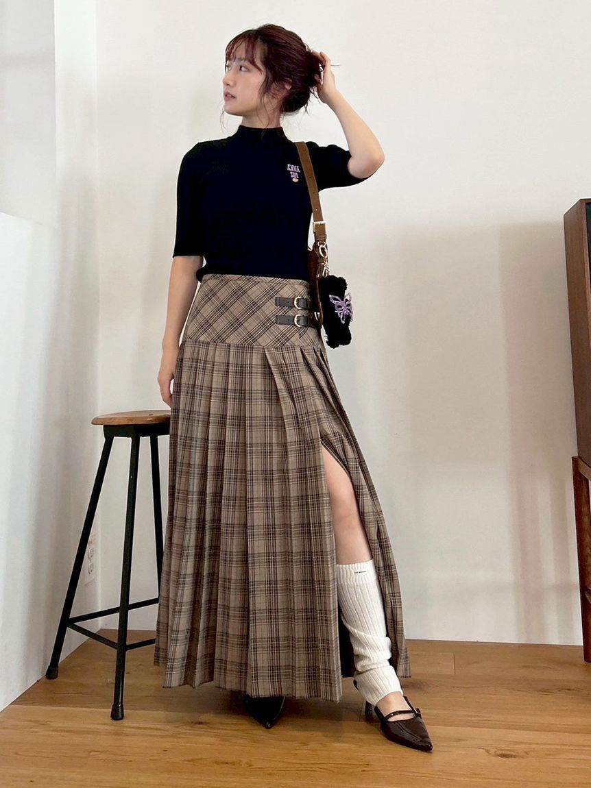 LILY BROWN「【LILY BROWN &times;ANNA SUI】ロゴ刺繍ハイネックリブニット」|ニット・セーター|