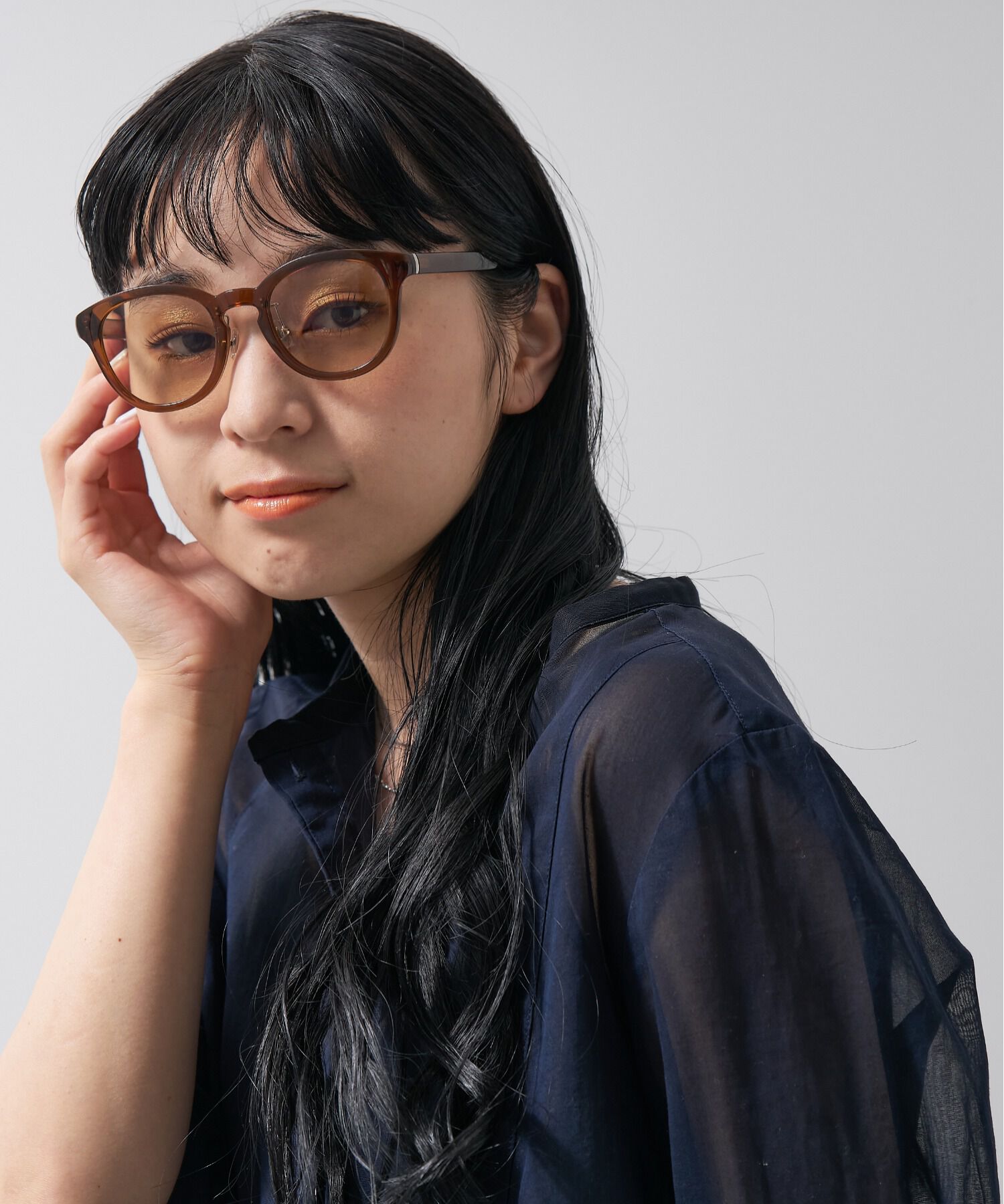  「ボストン型 調光サングラス｜紫外線対策｜レンズの色が変わるサングラス｜Zoff | UNITED ARROWS Wellness」|サングラス|