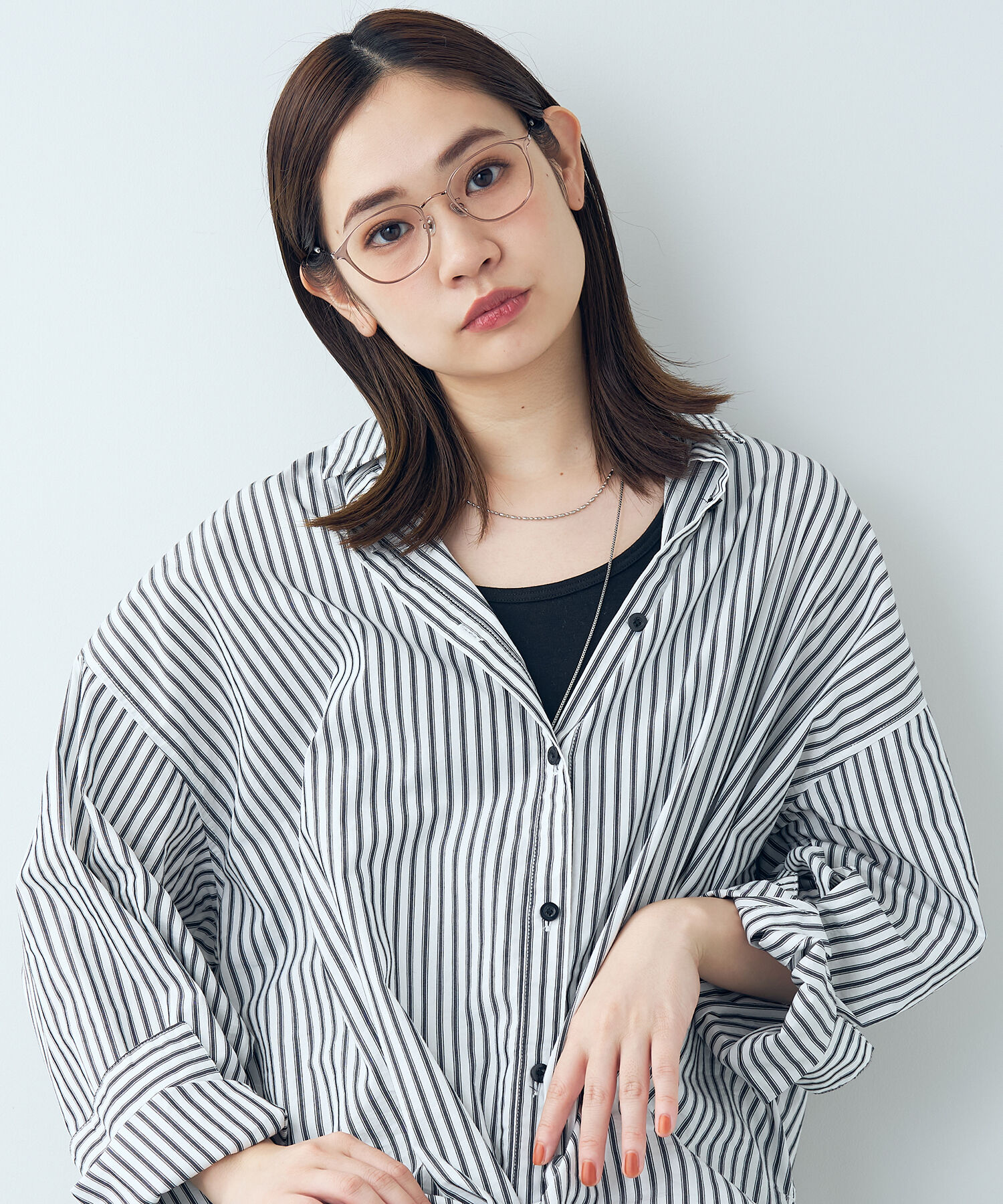  「ウェリントン型 メガネ｜インテリジェンスな雰囲気漂うフレーム/ClassicMetal レンズ交換券付き」|メガネ|