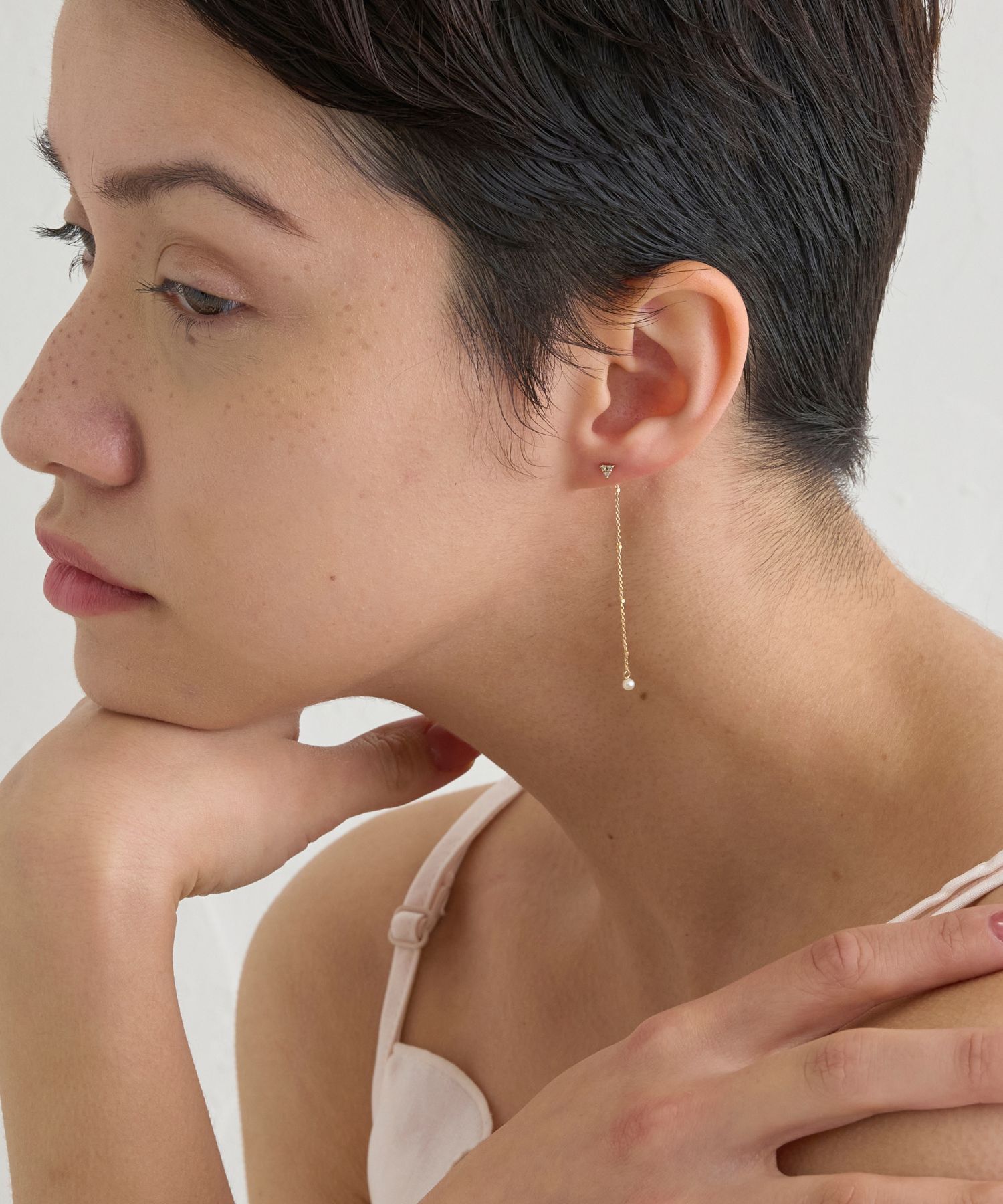 JUPITER「【K10】トライアングルダイヤモンドピアス」|ピアス|