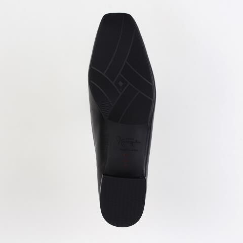 銀座かねまつ「KN255211SHPBLK 【本革】【防水】アクアベルフラットパンプス」|パンプス|